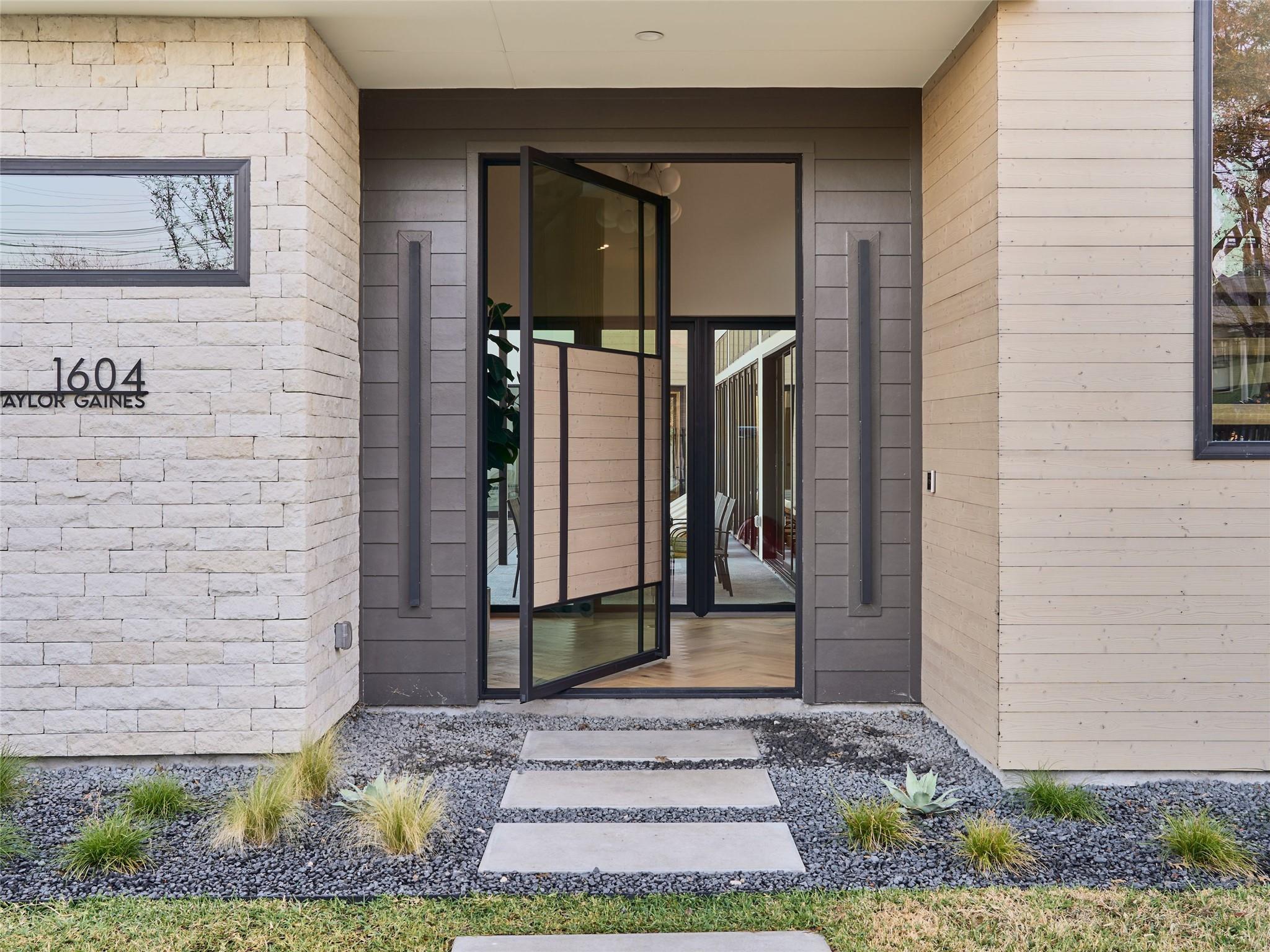 1604 Taylor Gaines St, Austin, TX 78741