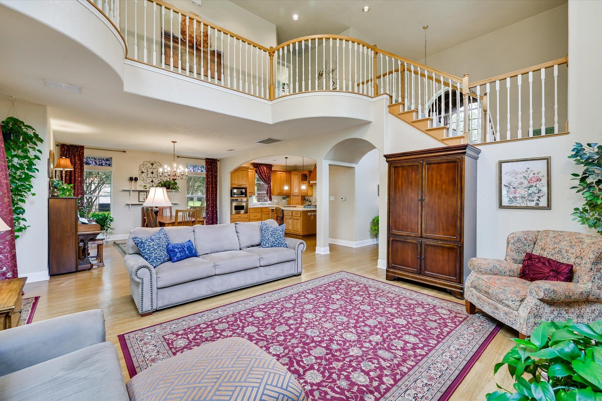 220 2 Mile Ln, Smithville, TX 78957