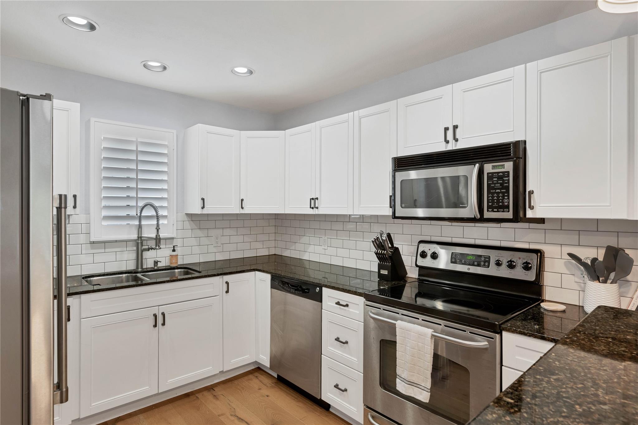 2605 Enfield Rd # 221, Austin, TX 78703