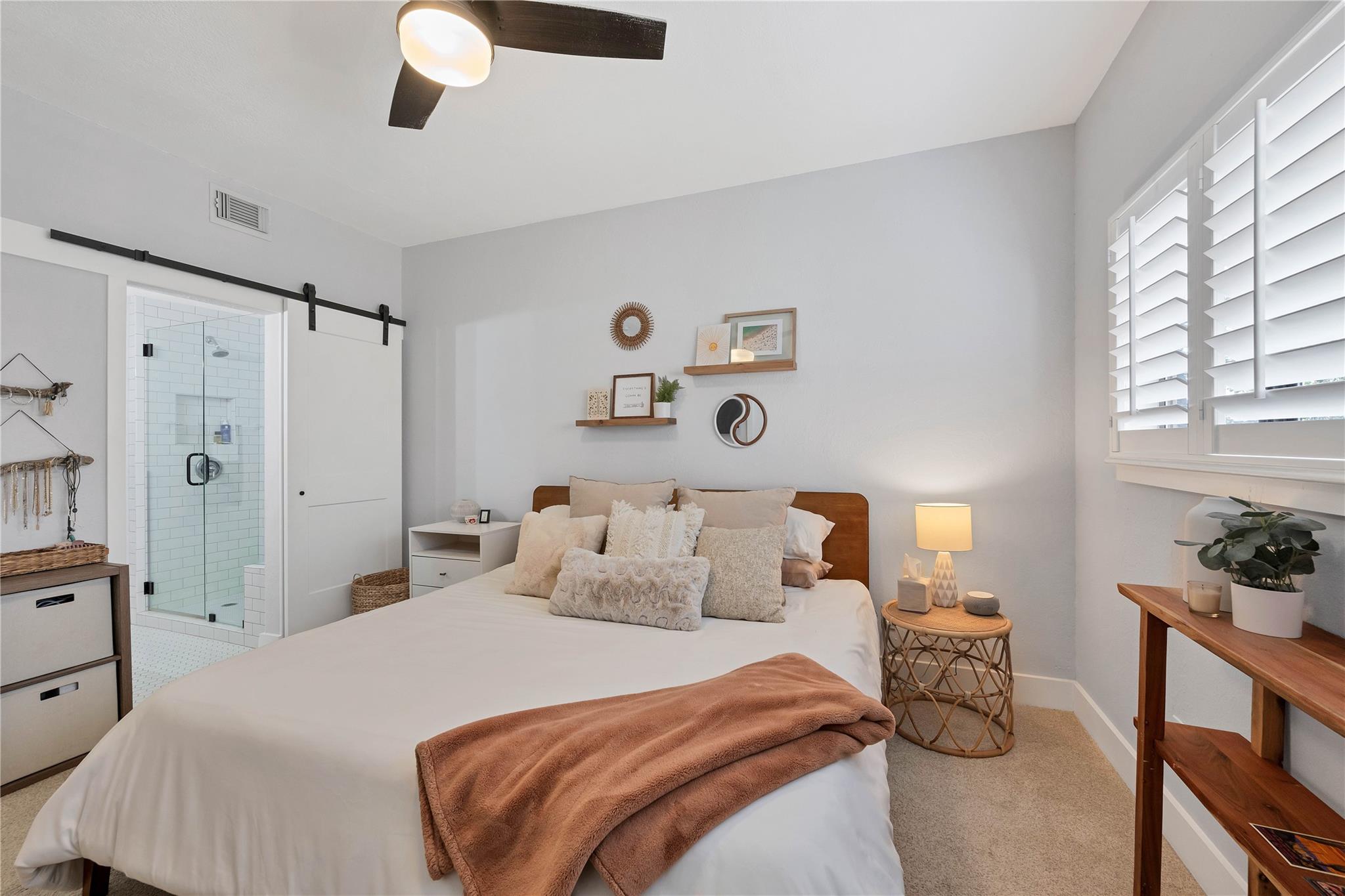 2605 Enfield Rd # 221, Austin, TX 78703