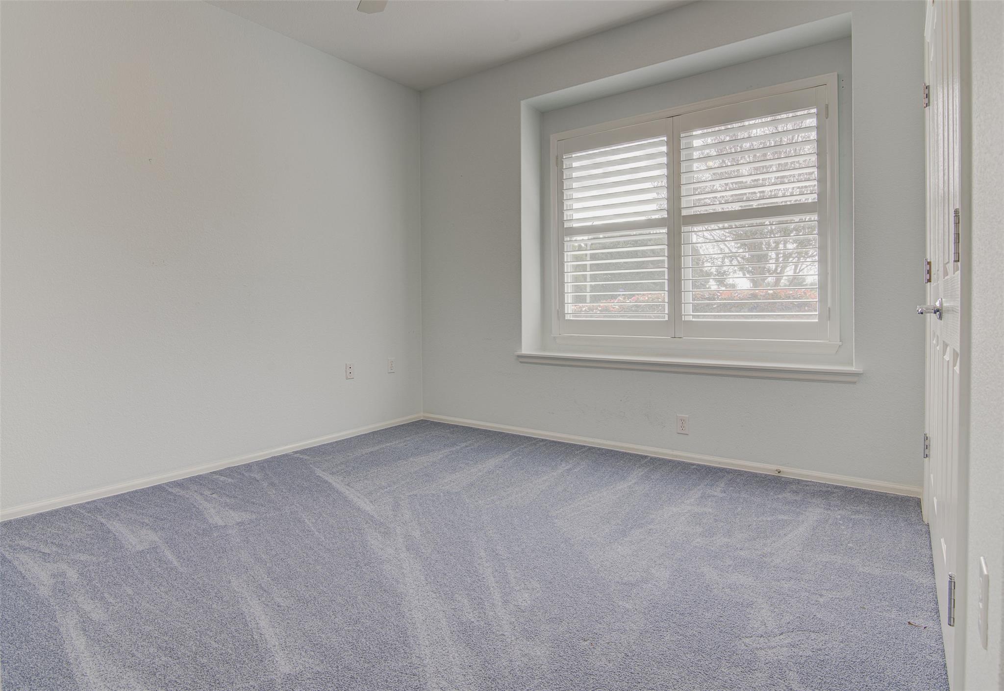 321 Cooper Lake Dr, Georgetown, TX 78633