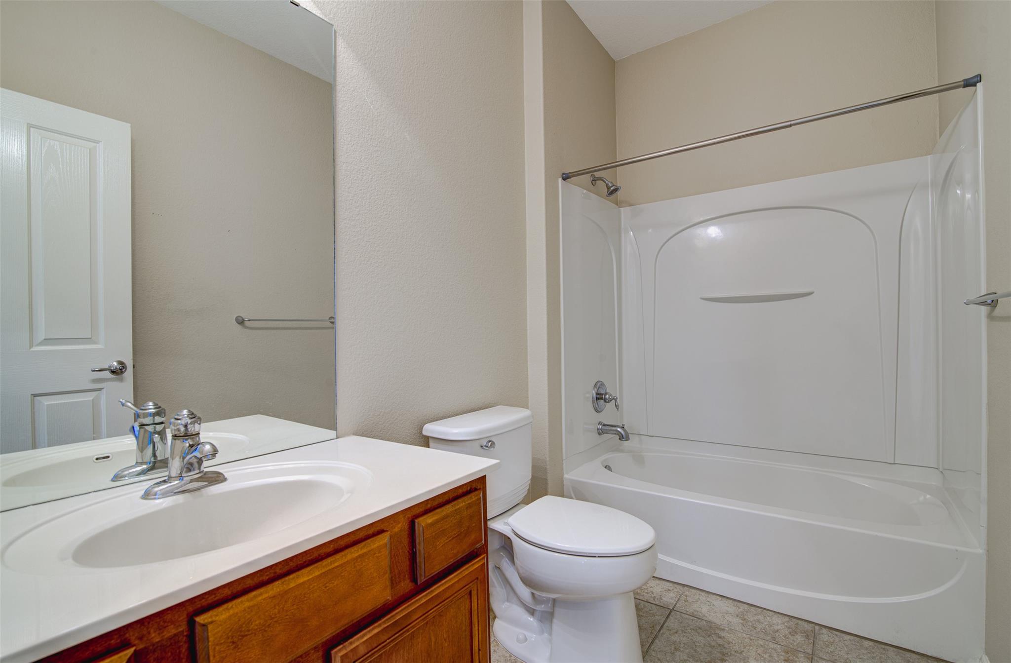 321 Cooper Lake Dr, Georgetown, TX 78633