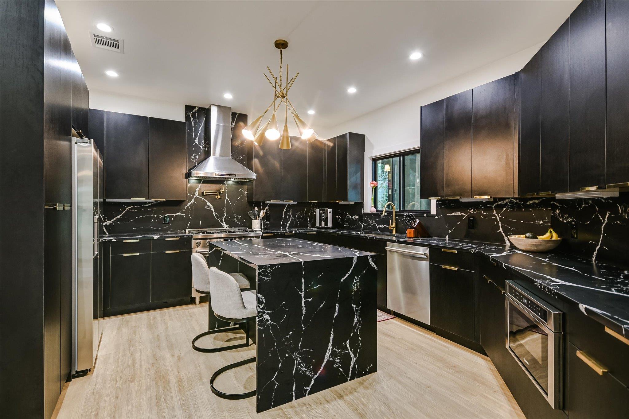 4806 Fern Hollow, Austin, TX 78731