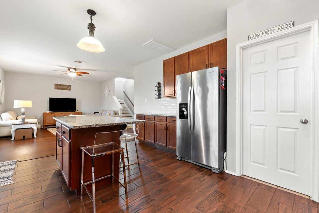 140 Wolfberry Path, Buda, TX 78610