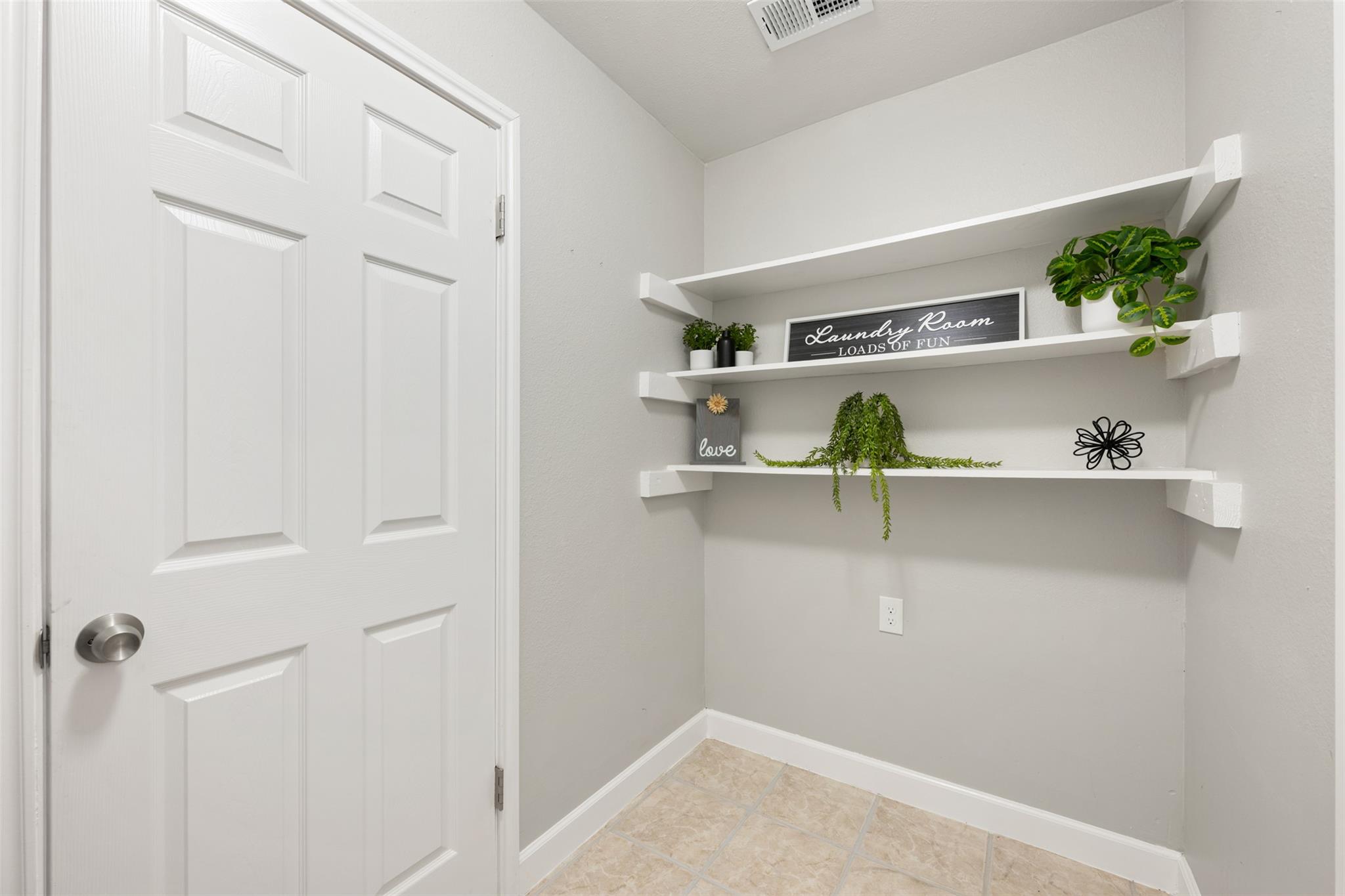 1301 Dove Haven Dr, Pflugerville, TX 78660