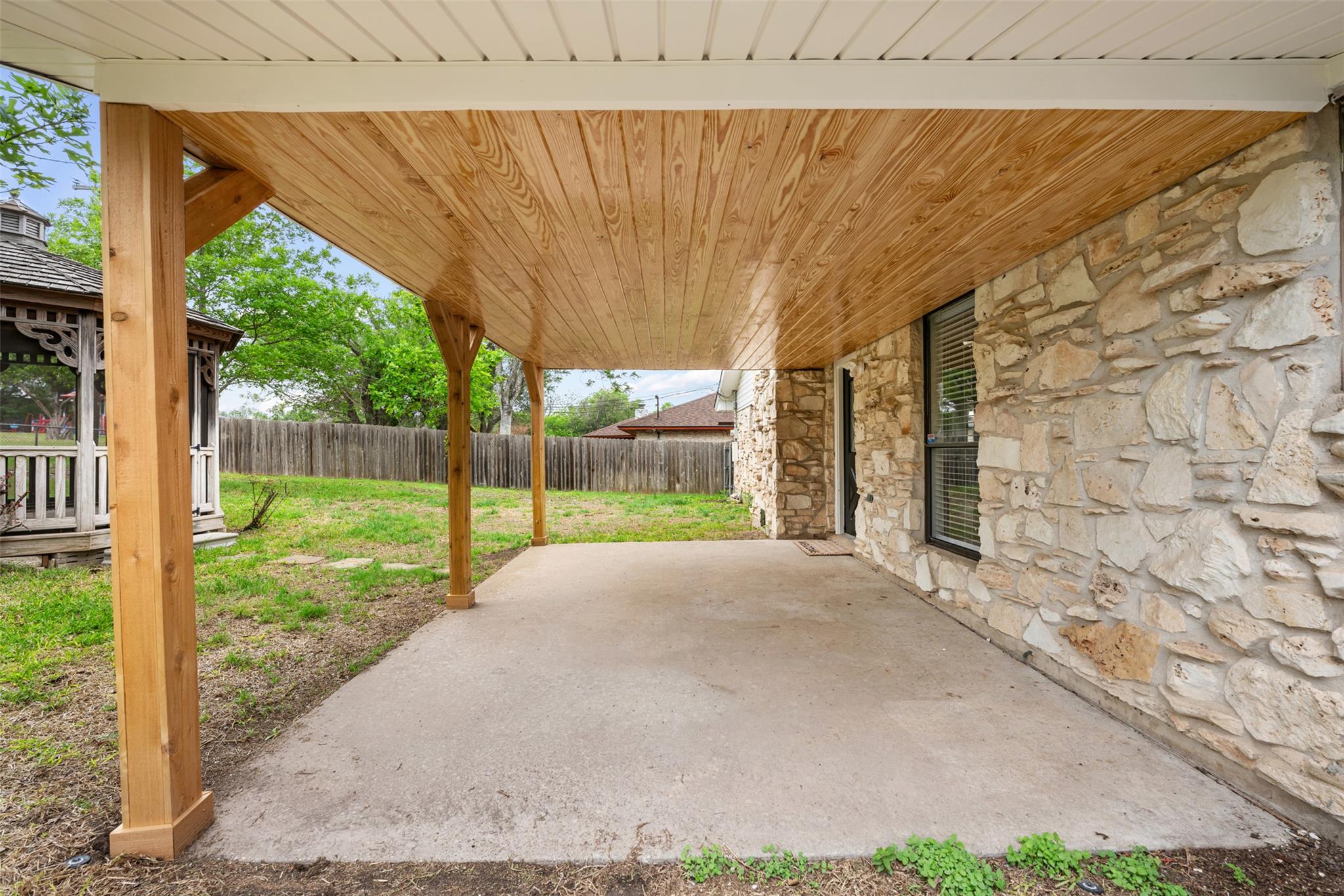 1301 Dove Haven Dr, Pflugerville, TX 78660