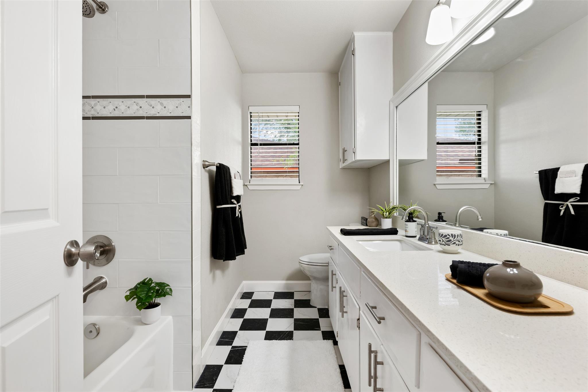 1301 Dove Haven Dr, Pflugerville, TX 78660