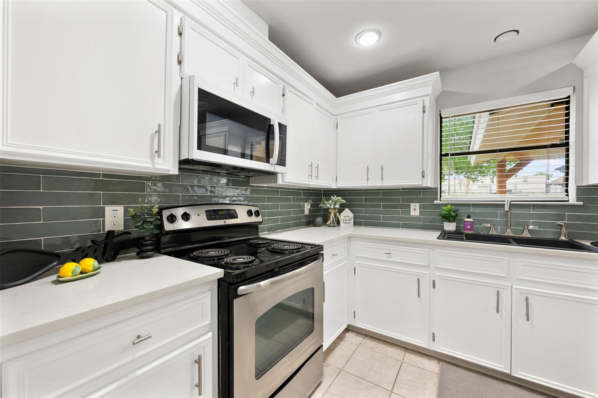 1301 Dove Haven Dr, Pflugerville, TX 78660