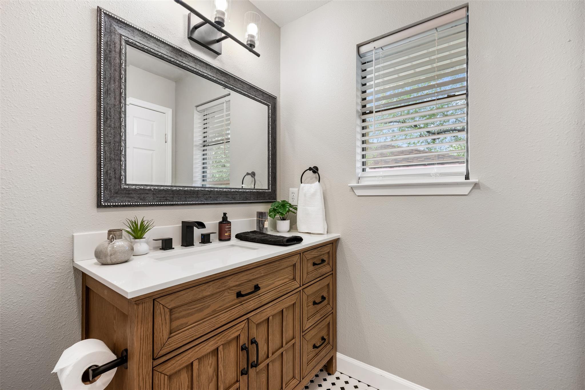 1301 Dove Haven Dr, Pflugerville, TX 78660