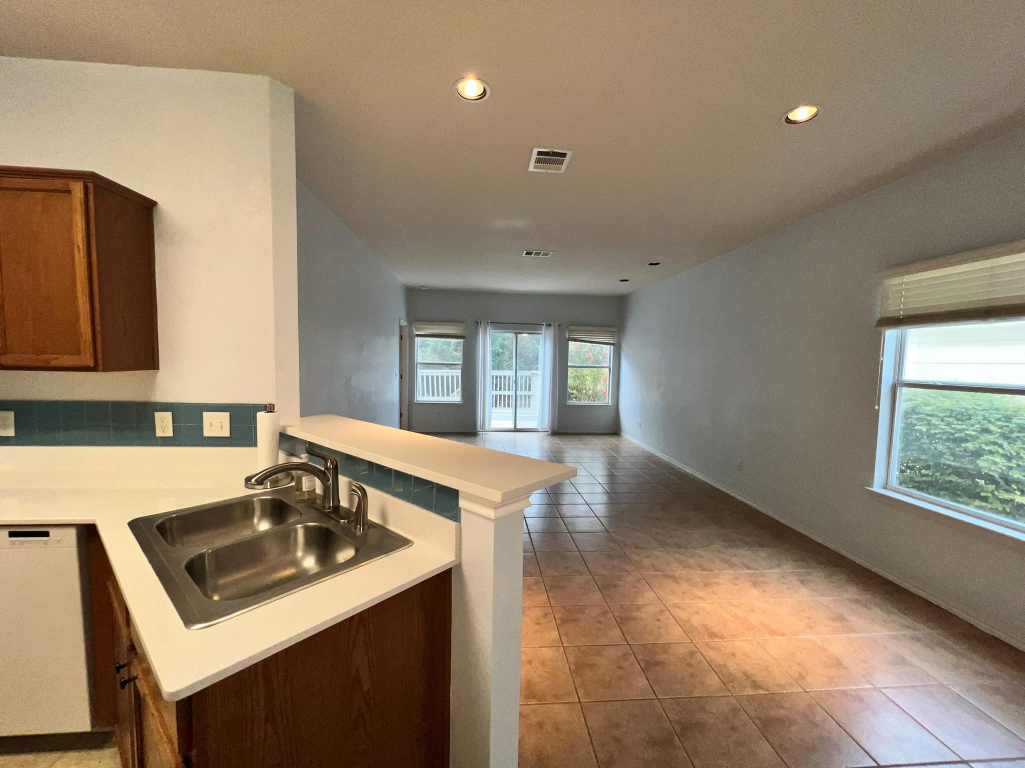 1310 E 3rd St, Georgetown, TX 78626