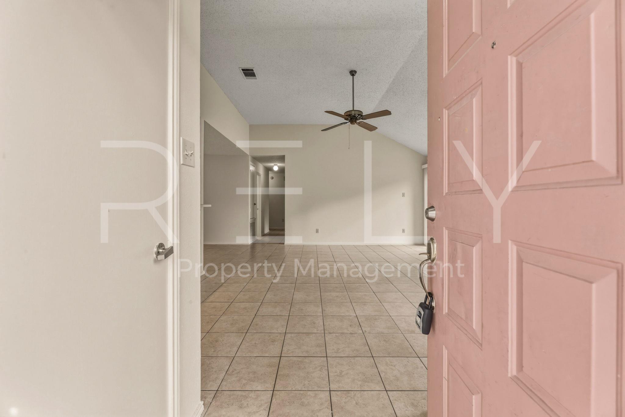 604 David Curry Dr, Round Rock, TX 78664