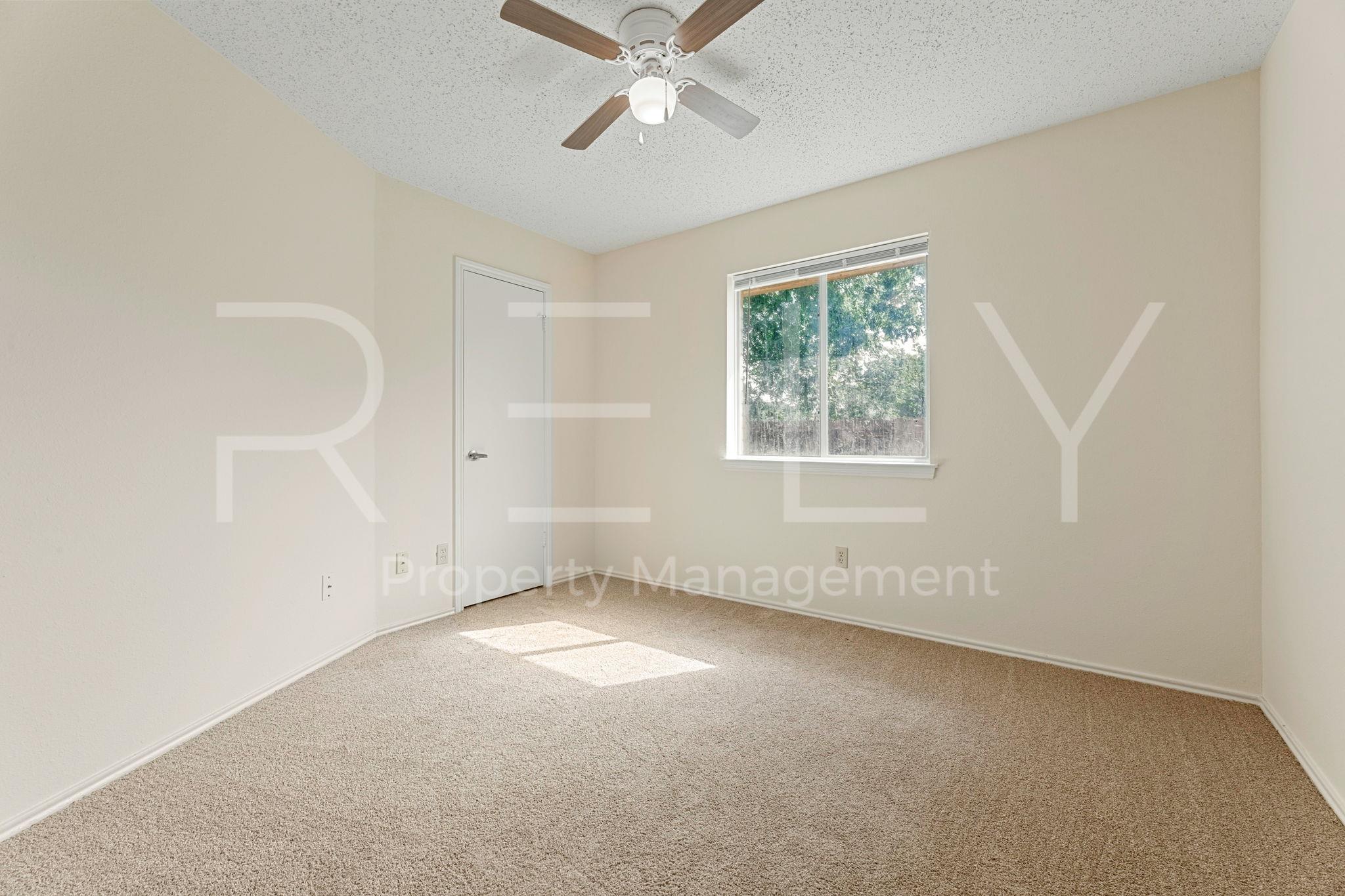 604 David Curry Dr, Round Rock, TX 78664