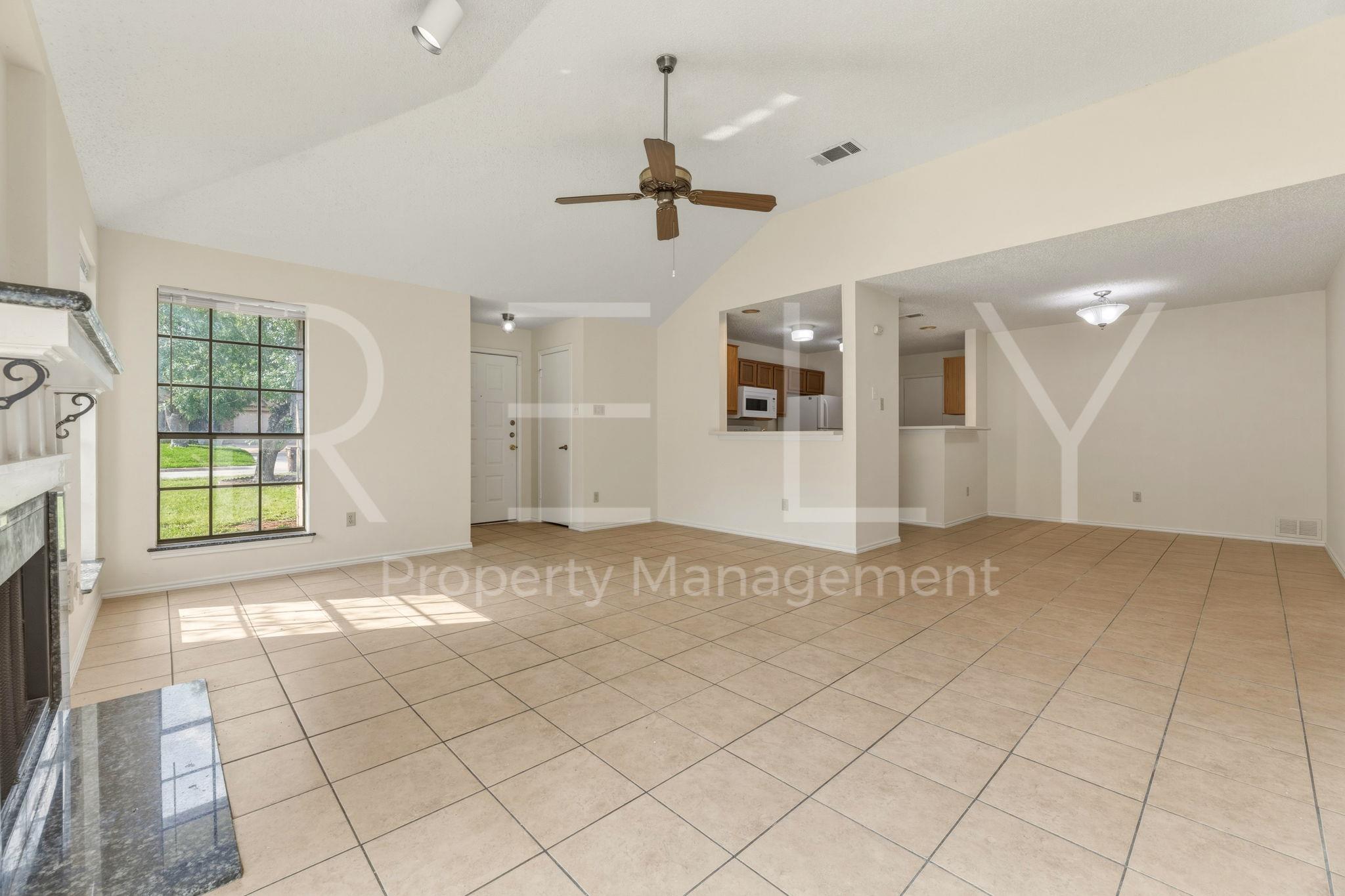 604 David Curry Dr, Round Rock, TX 78664