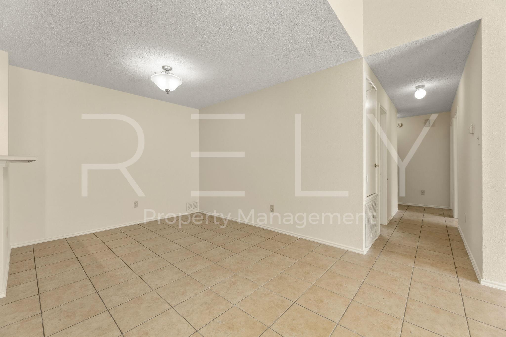 604 David Curry Dr, Round Rock, TX 78664