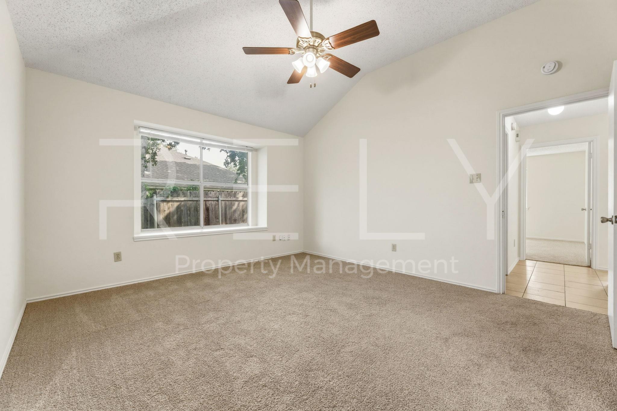 604 David Curry Dr, Round Rock, TX 78664