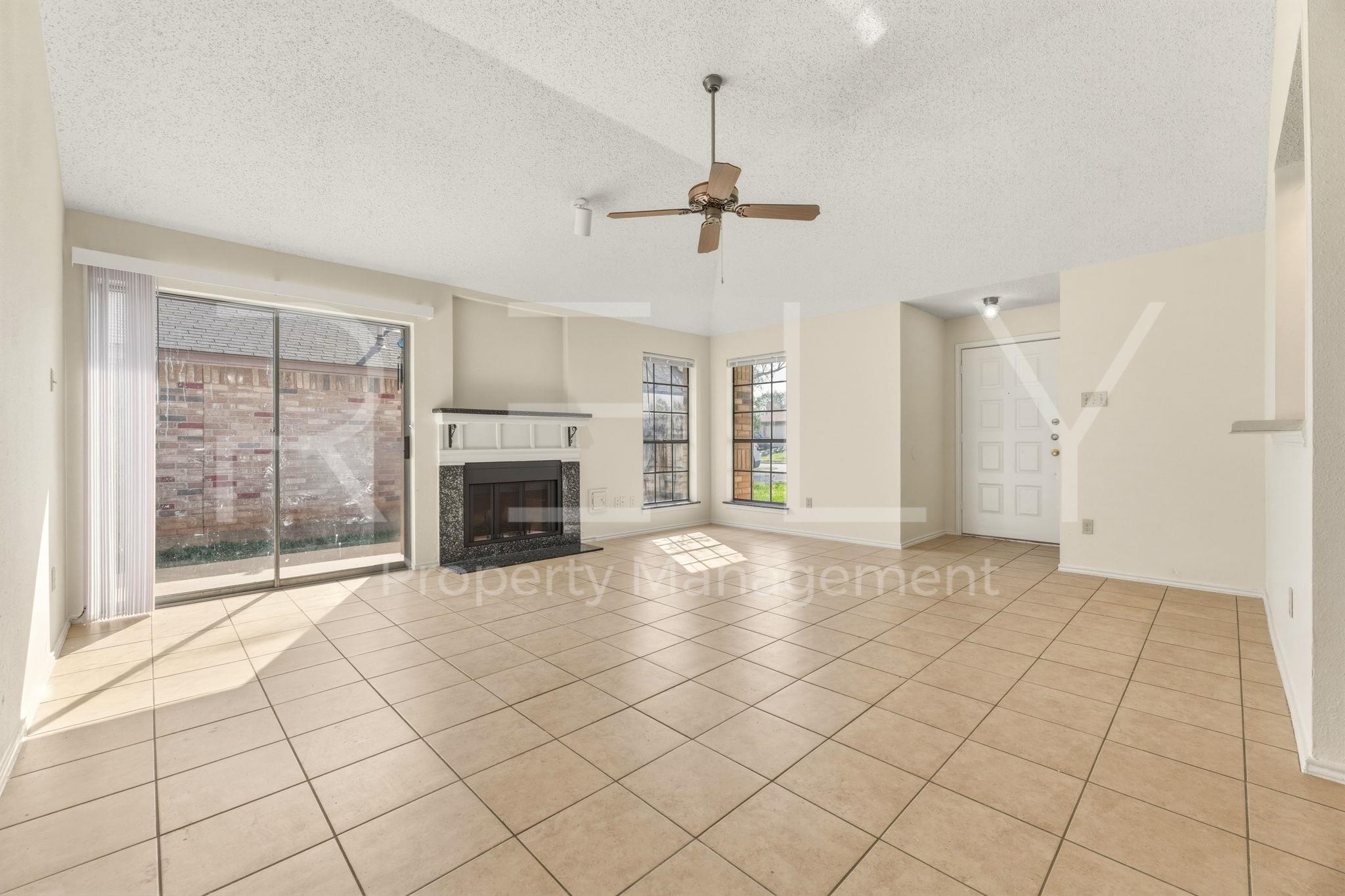 604 David Curry Dr, Round Rock, TX 78664