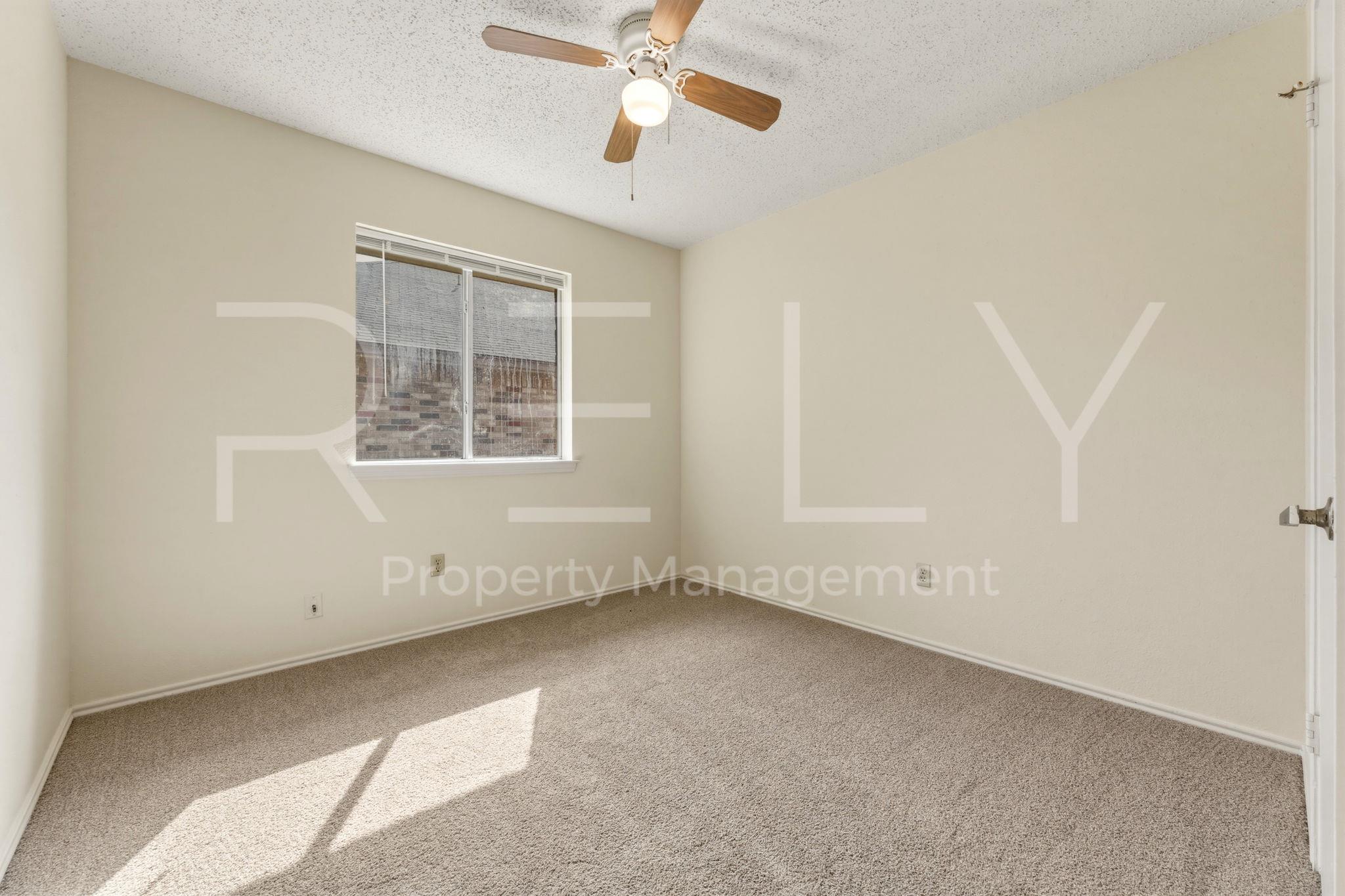 604 David Curry Dr, Round Rock, TX 78664