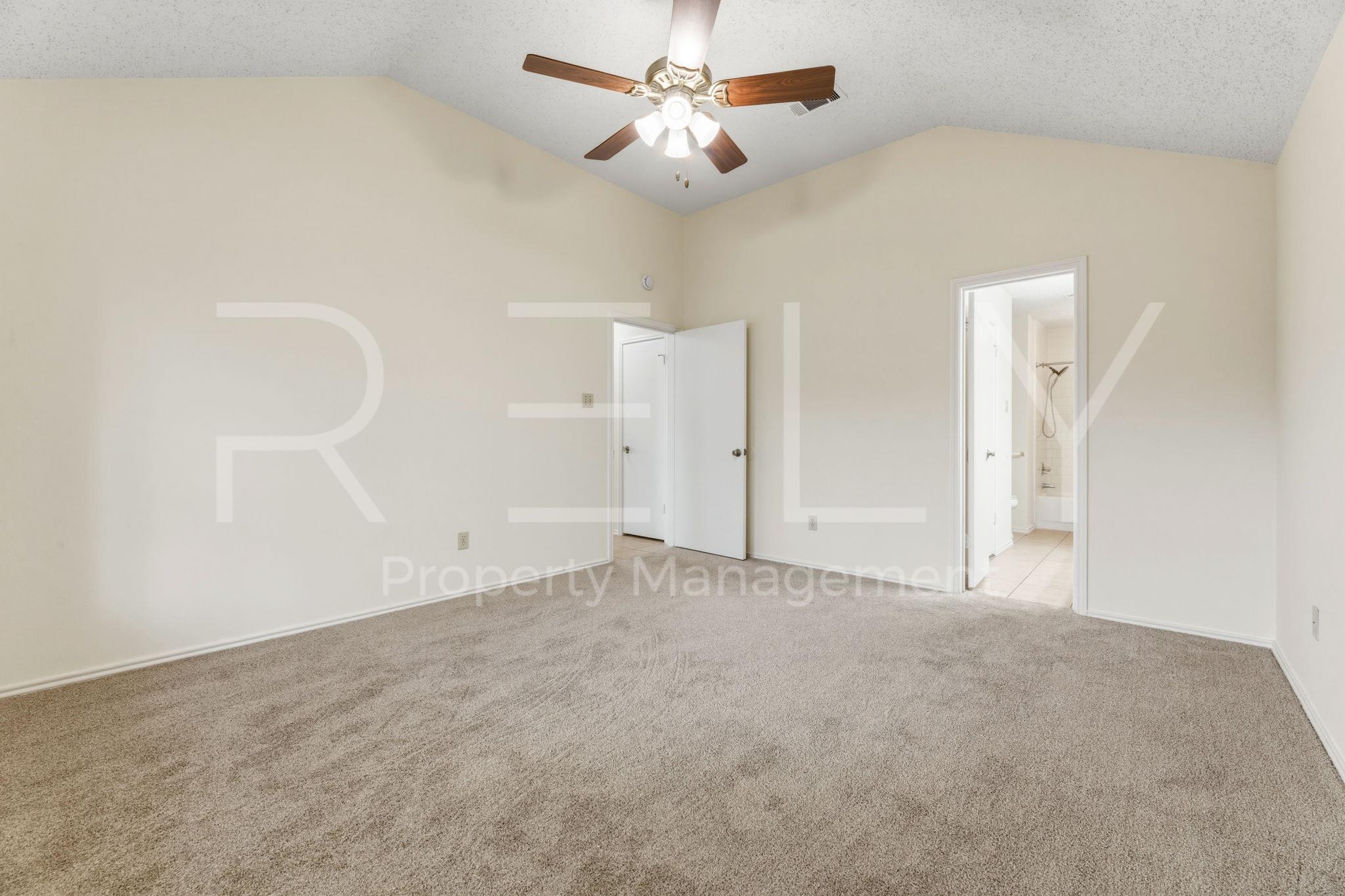 604 David Curry Dr, Round Rock, TX 78664