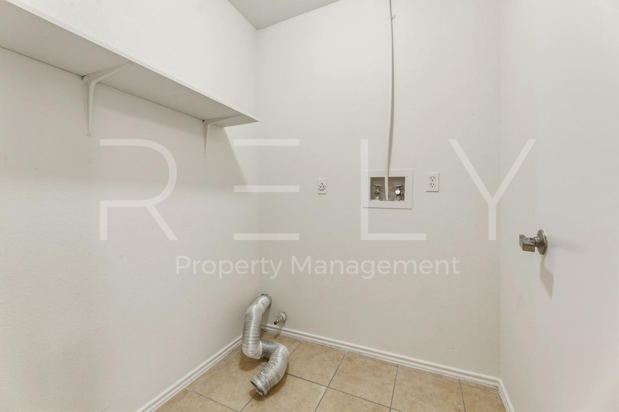 604 David Curry Dr, Round Rock, TX 78664