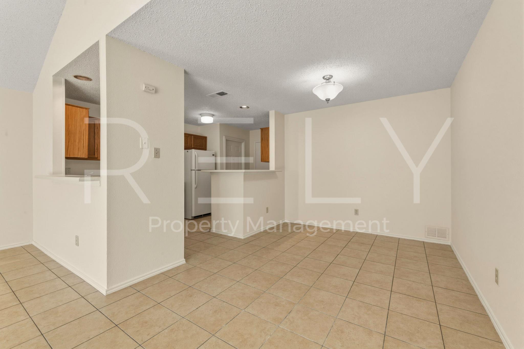 604 David Curry Dr, Round Rock, TX 78664