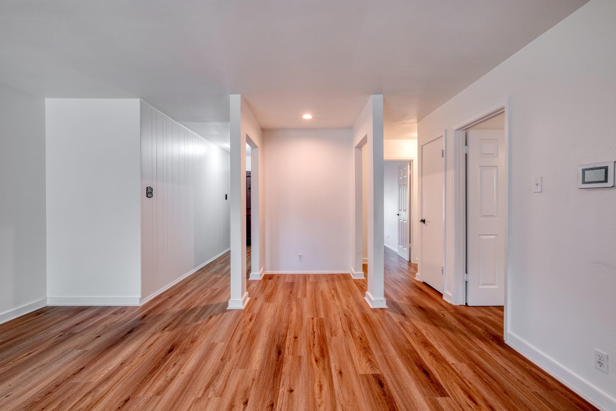 10214 Oak Hollow Dr, Austin, TX 78758