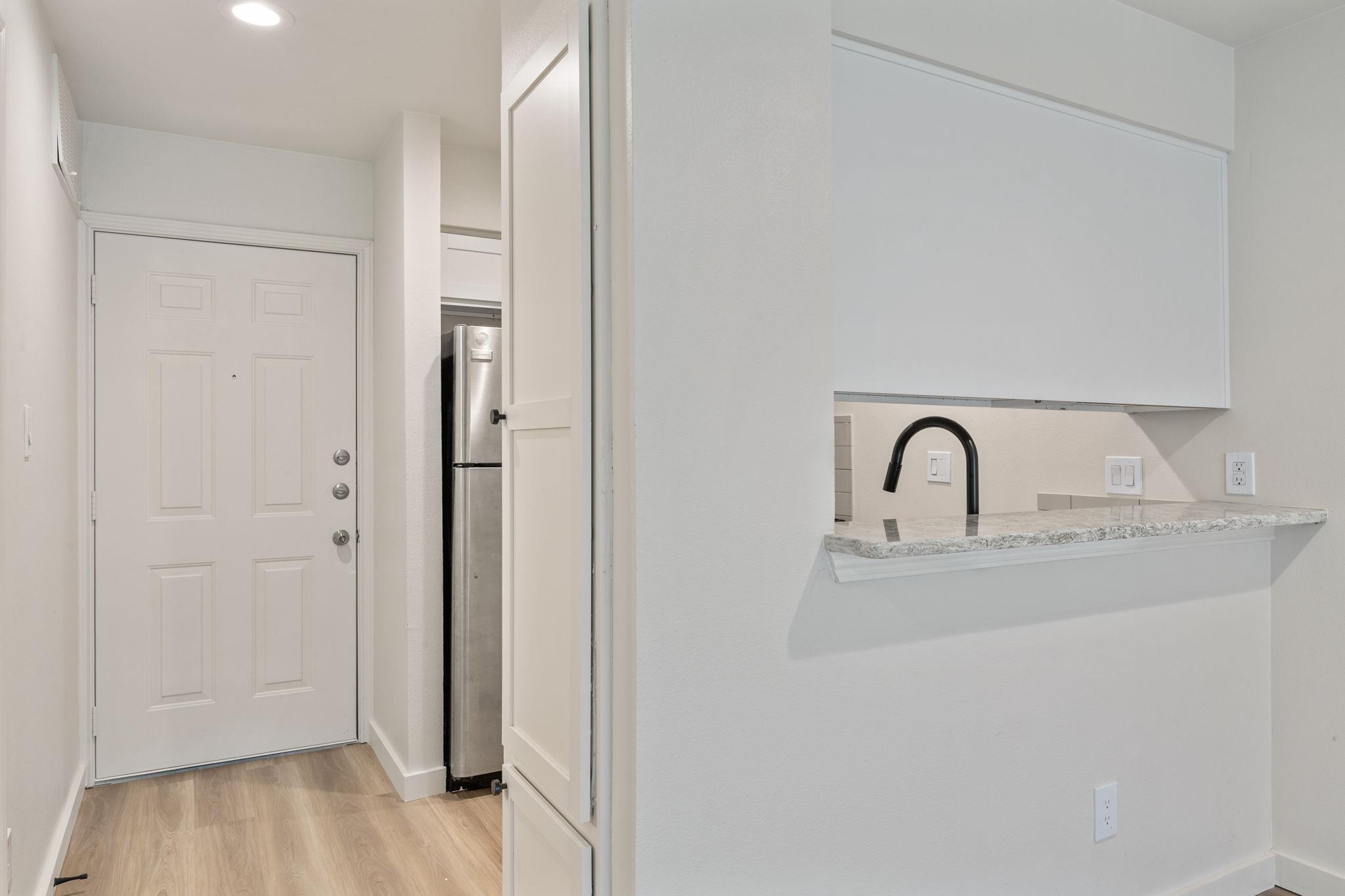 3819 Southway Dr # 208, Austin, TX 78704