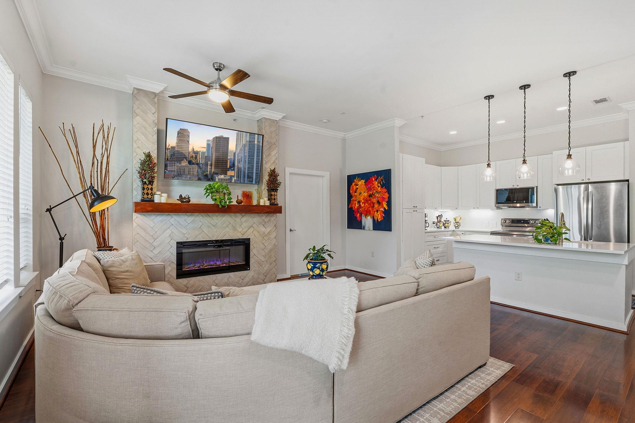 1900 Barton Springs Rd # 2026, Austin, TX 78704