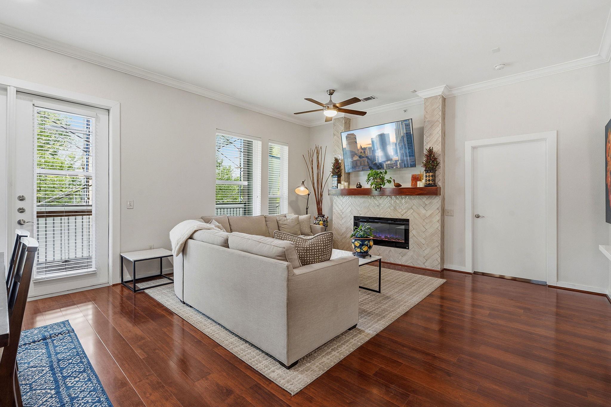 1900 Barton Springs Rd # 2026, Austin, TX 78704