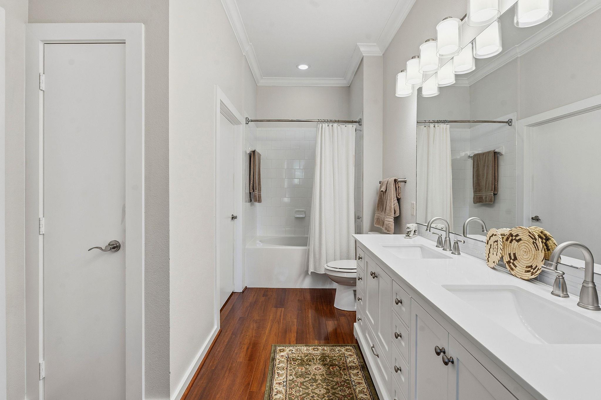 1900 Barton Springs Rd # 2026, Austin, TX 78704