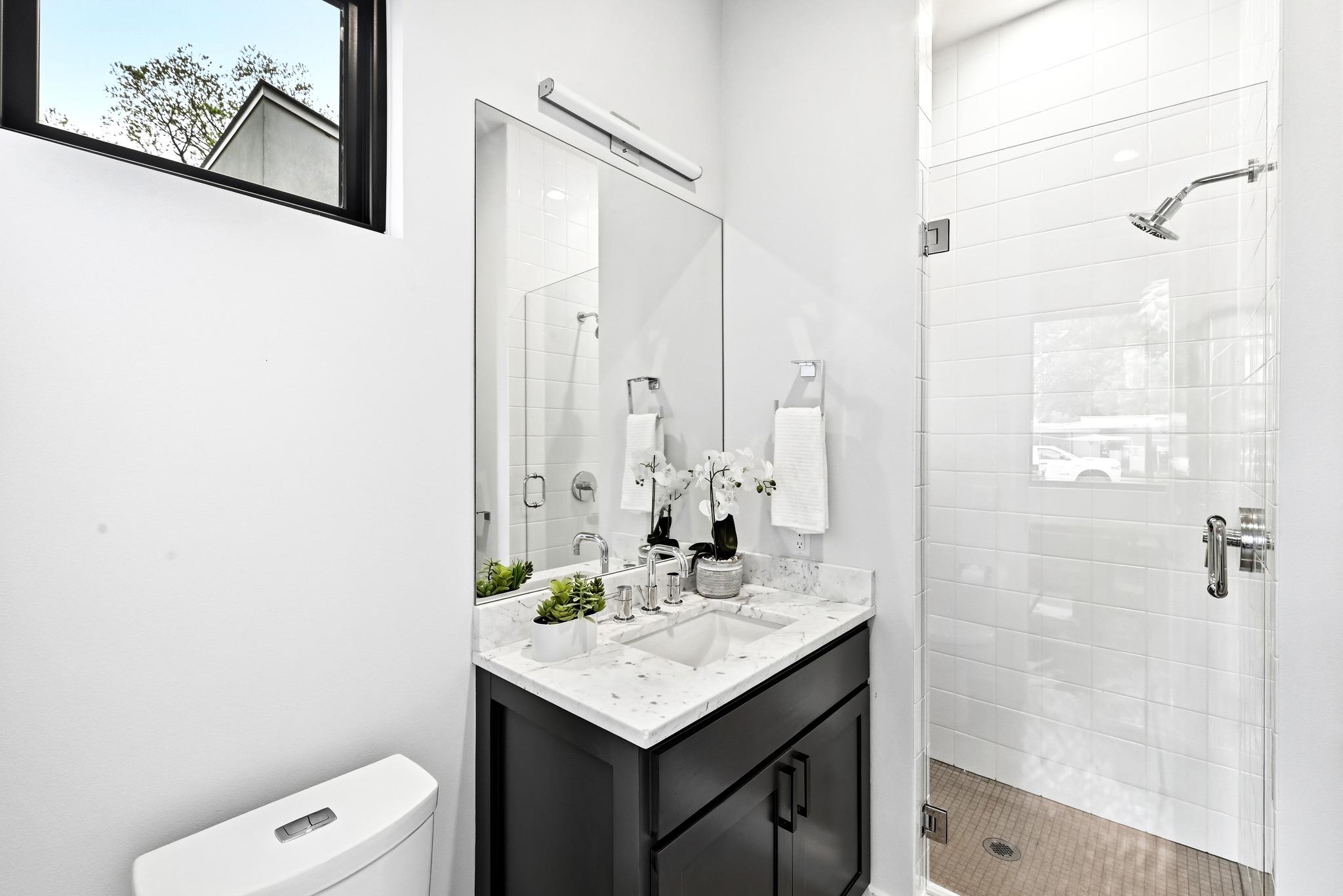 1609 Bauerle Ave, Austin, TX 78704