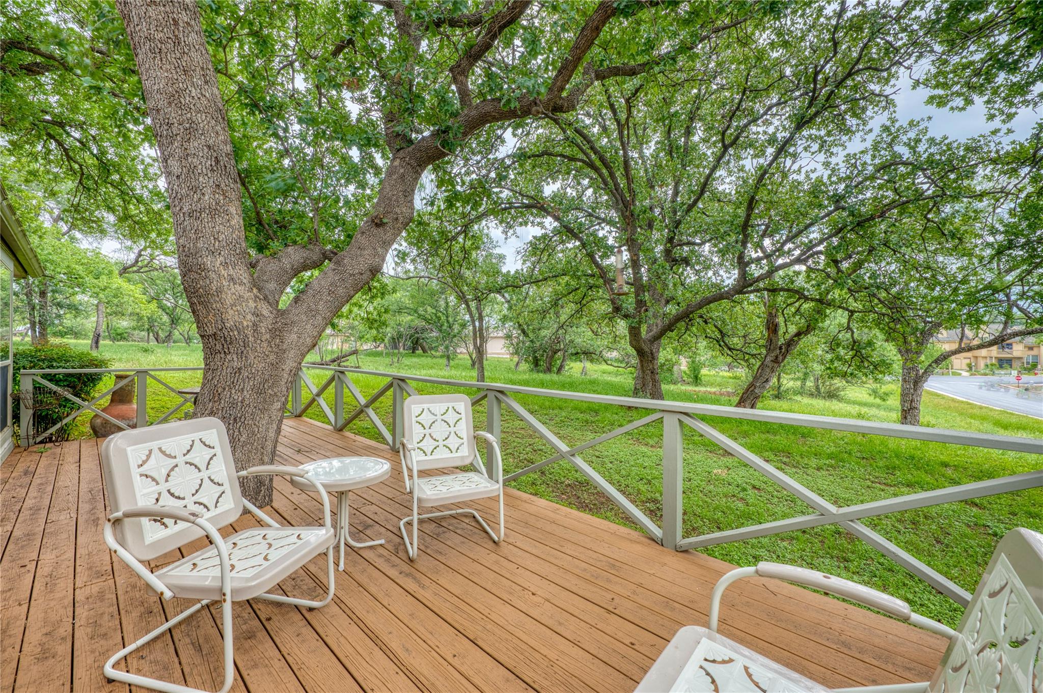 110 Big Spur S # 2, Horseshoe Bay, TX 78657