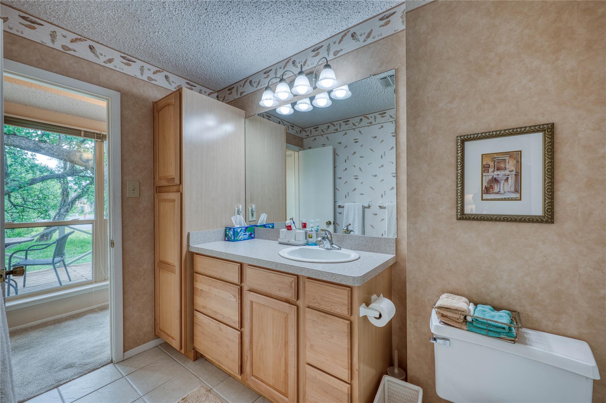 110 Big Spur S # 2, Horseshoe Bay, TX 78657