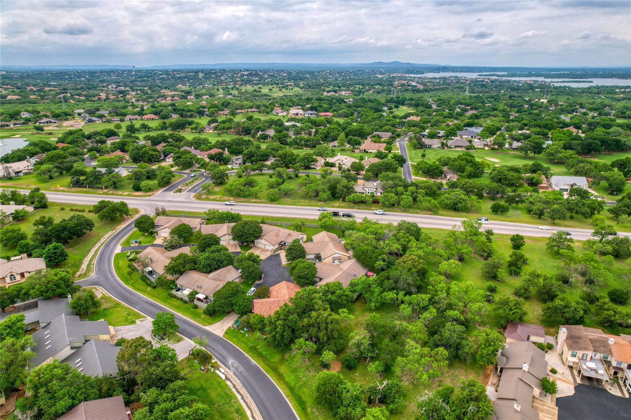 110 Big Spur S # 2, Horseshoe Bay, TX 78657