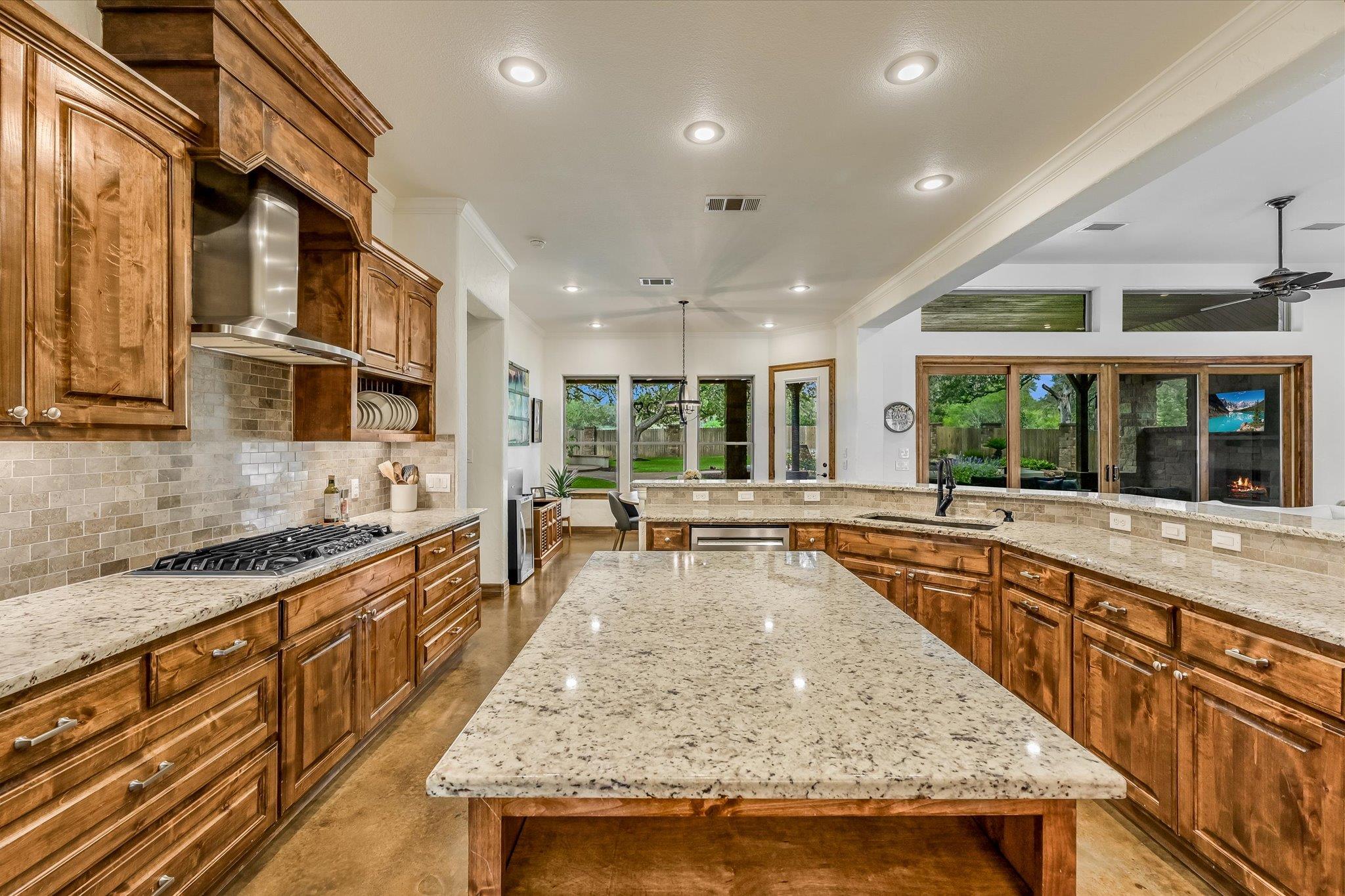 320 Ruby Ranch Rd, Buda, TX 78610