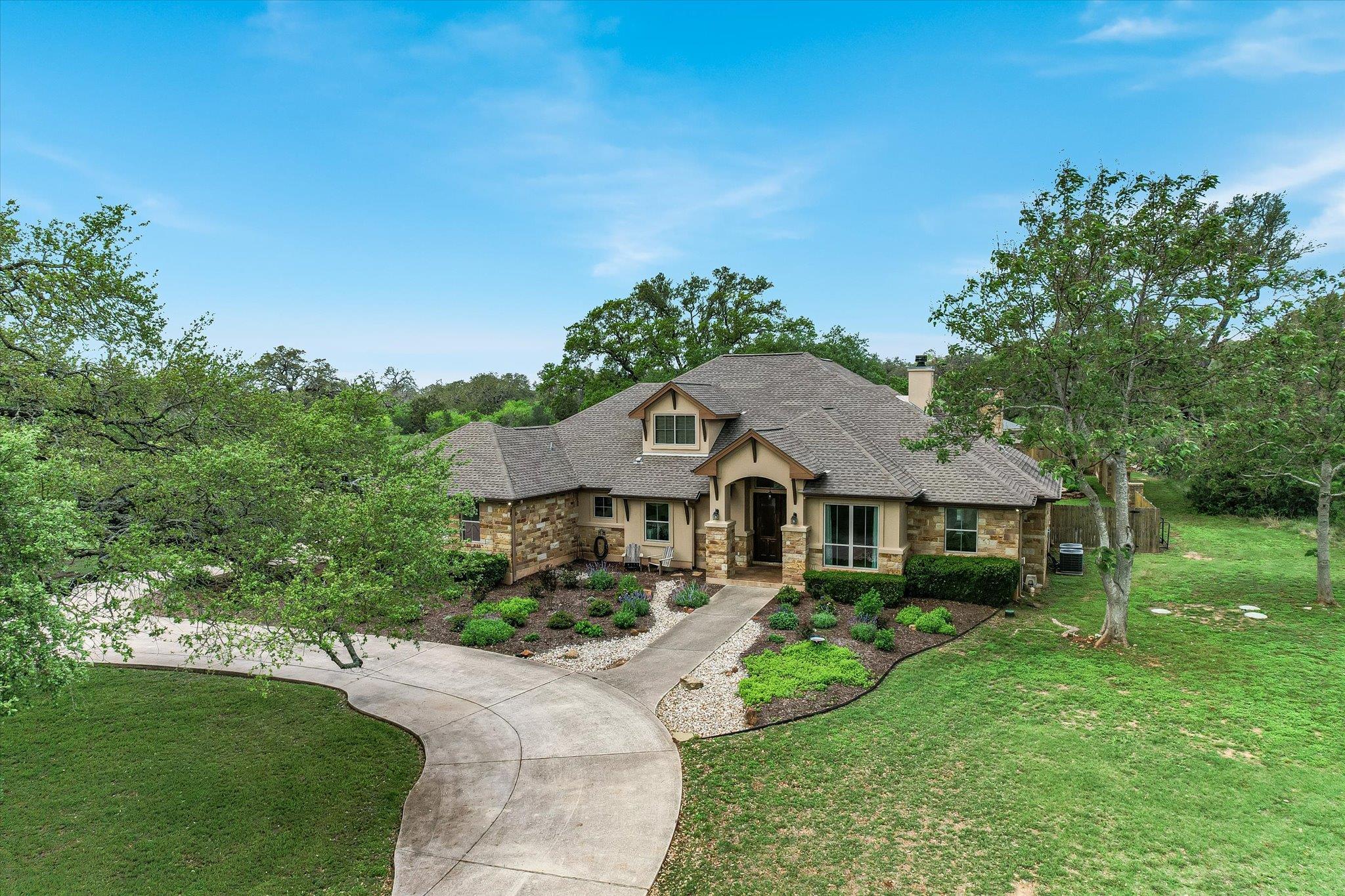 320 Ruby Ranch Rd, Buda, TX 78610