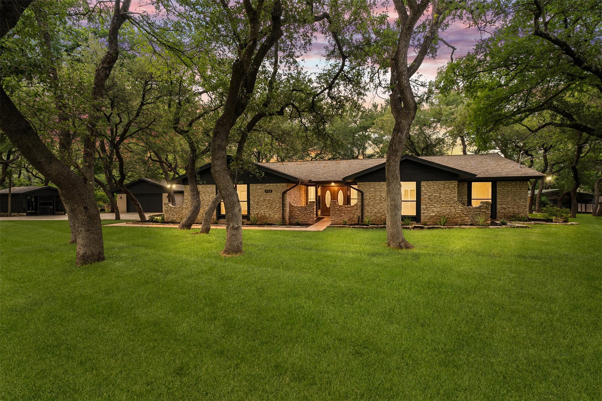 303 W Sequoia Spur, Georgetown, TX 78628