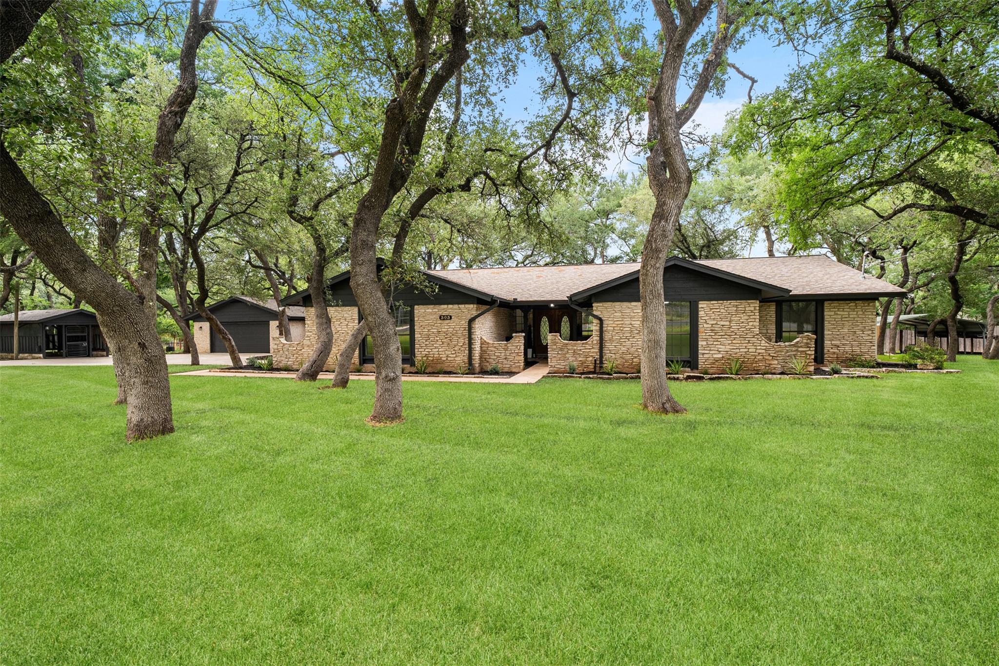 303 W Sequoia Spur, Georgetown, TX 78628