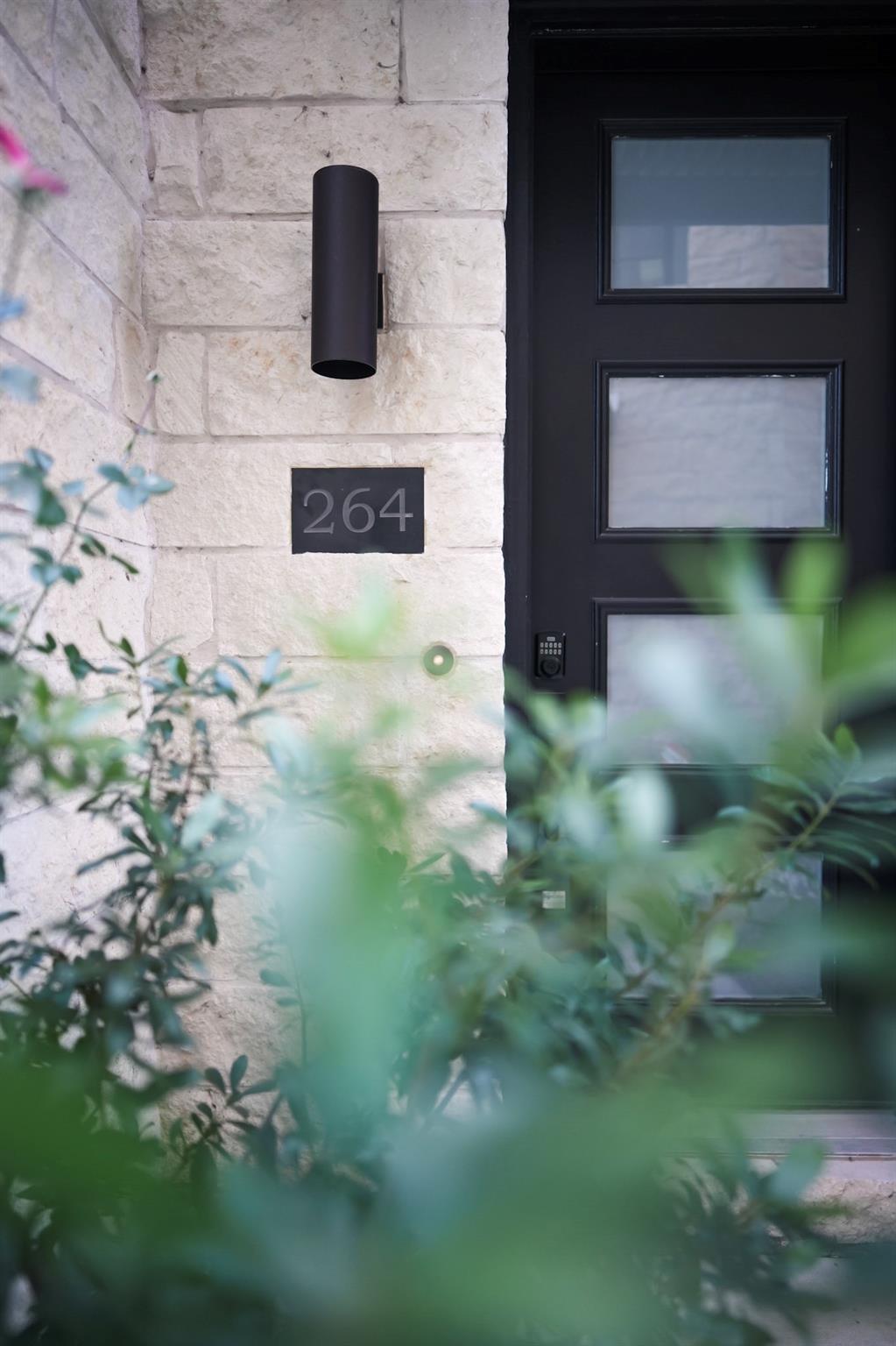 264 Pullman Ct, Round Rock, TX 78664