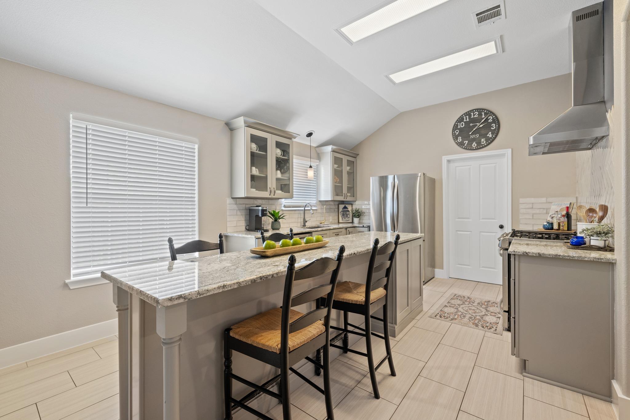 3025 Plantation Dr, Round Rock, TX 78681