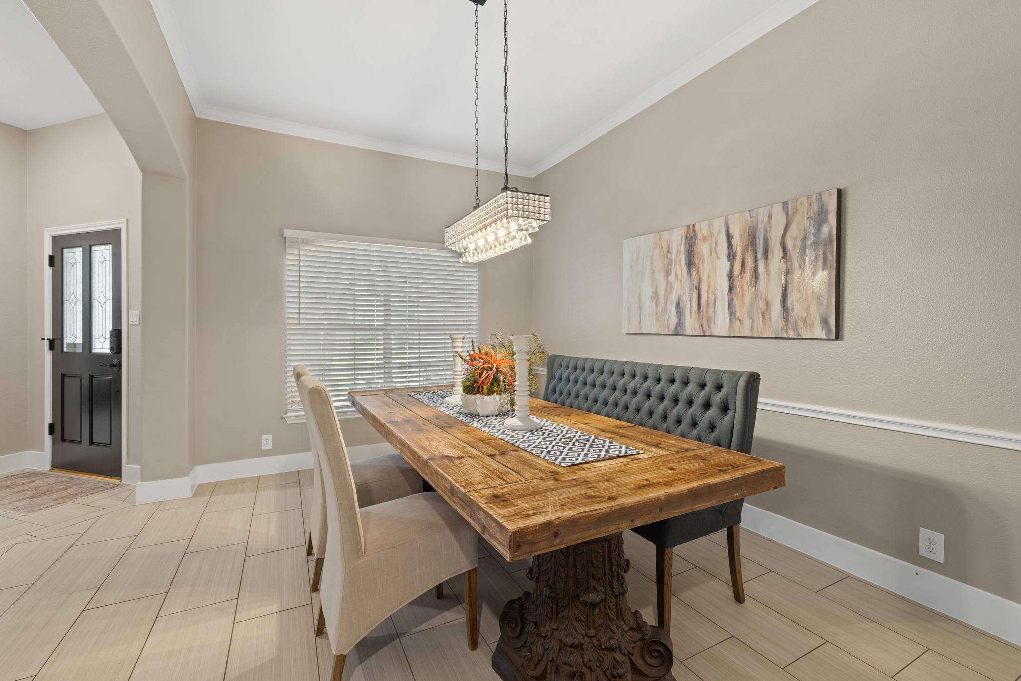 3025 Plantation Dr, Round Rock, TX 78681