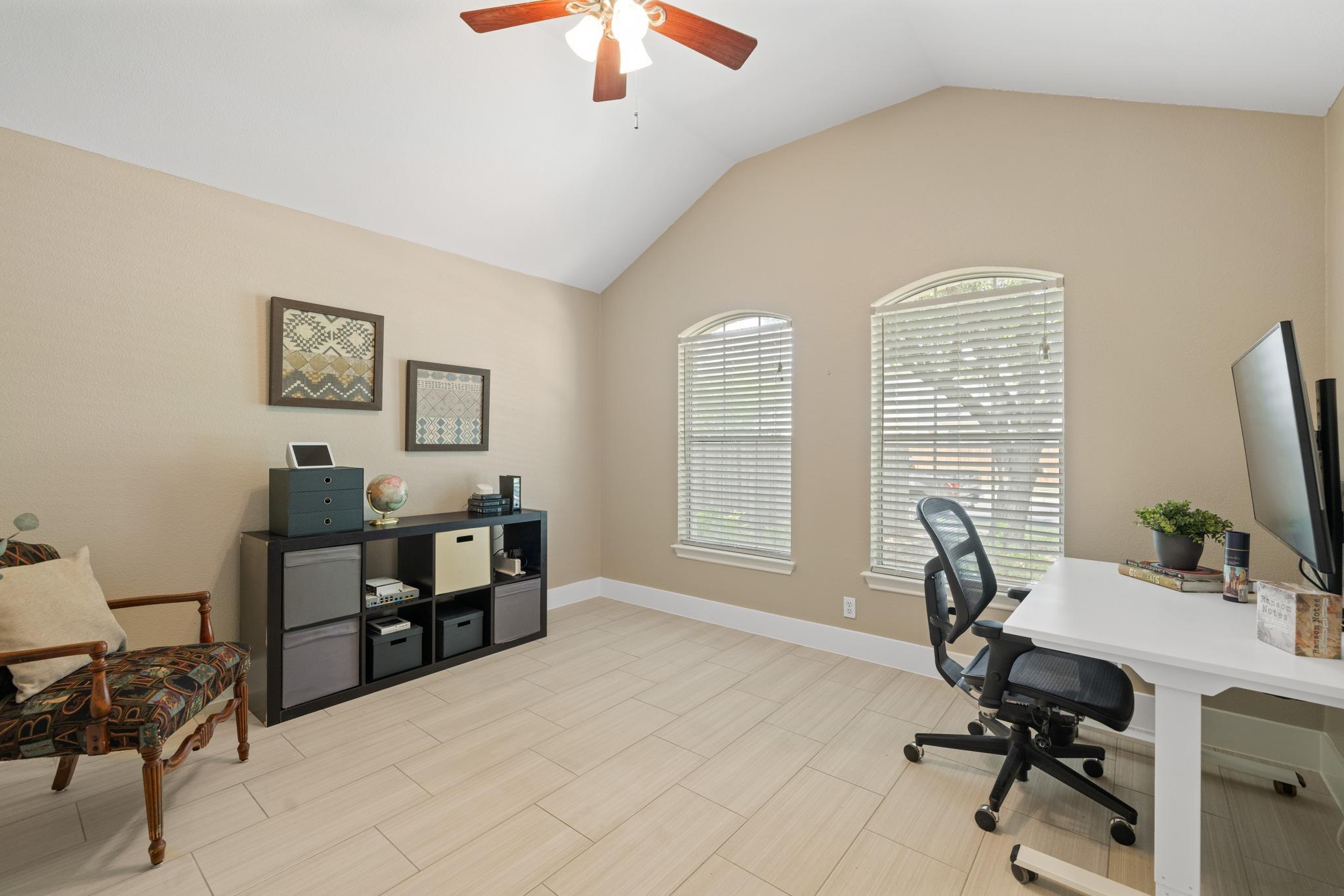 3025 Plantation Dr, Round Rock, TX 78681