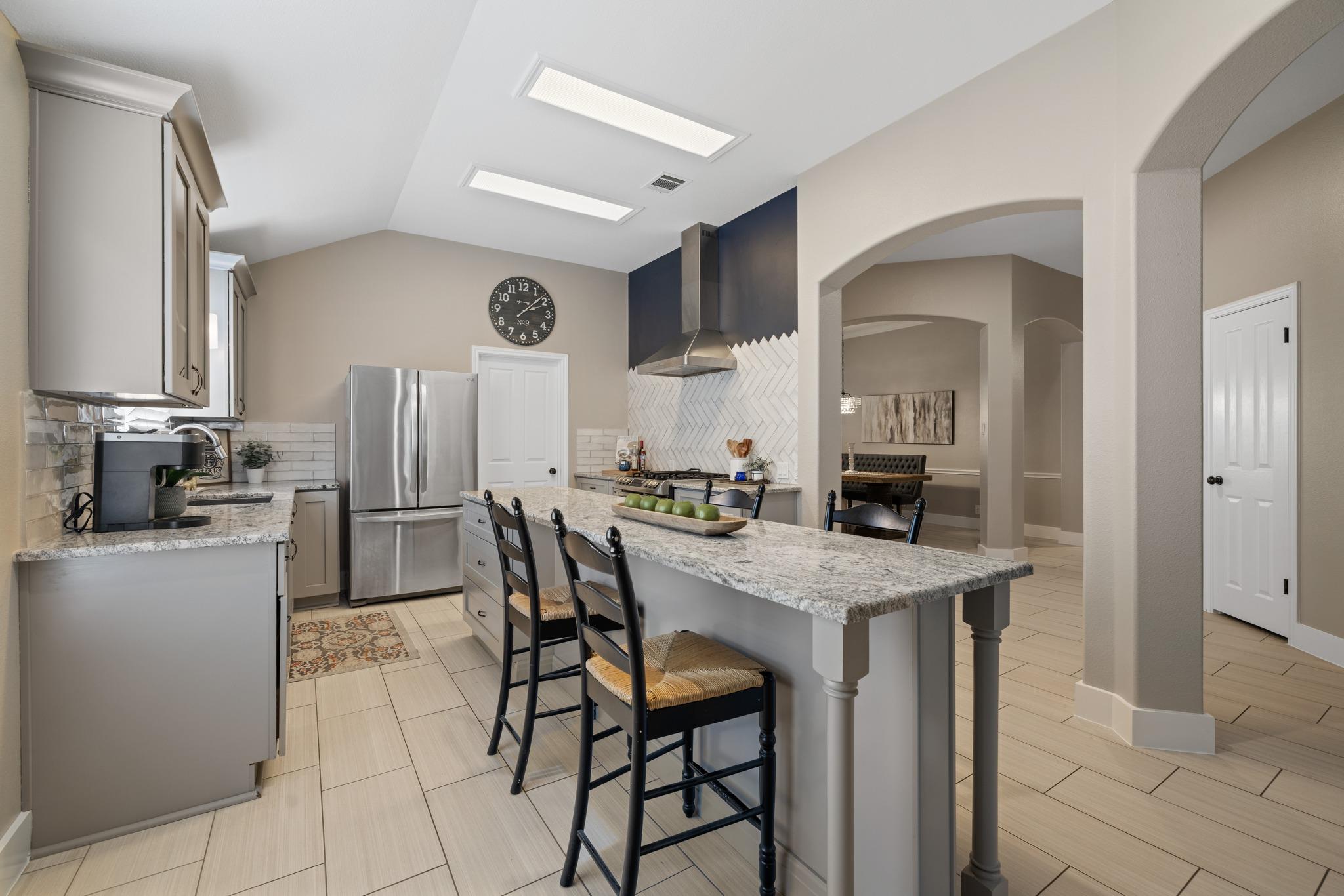 3025 Plantation Dr, Round Rock, TX 78681