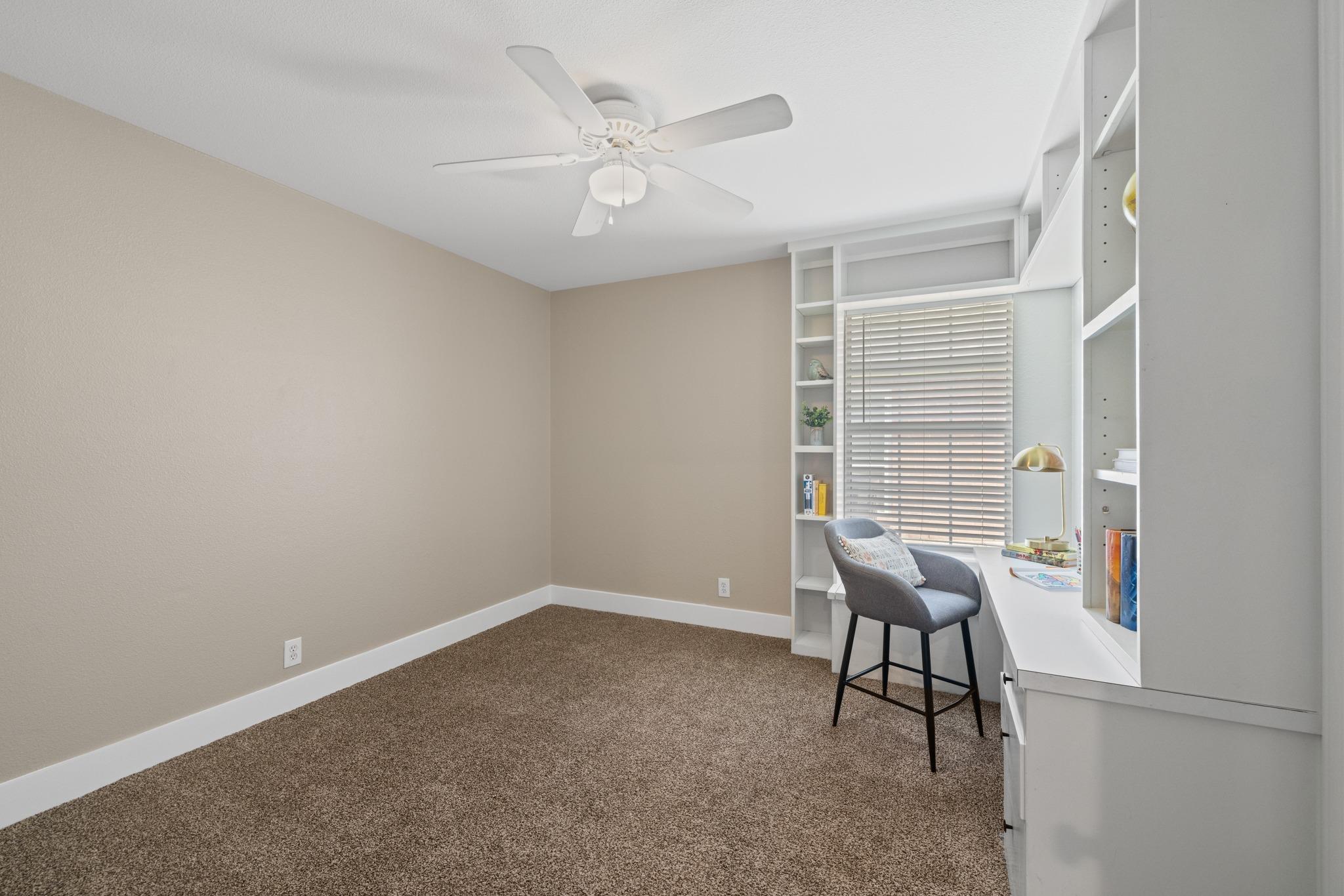 3025 Plantation Dr, Round Rock, TX 78681