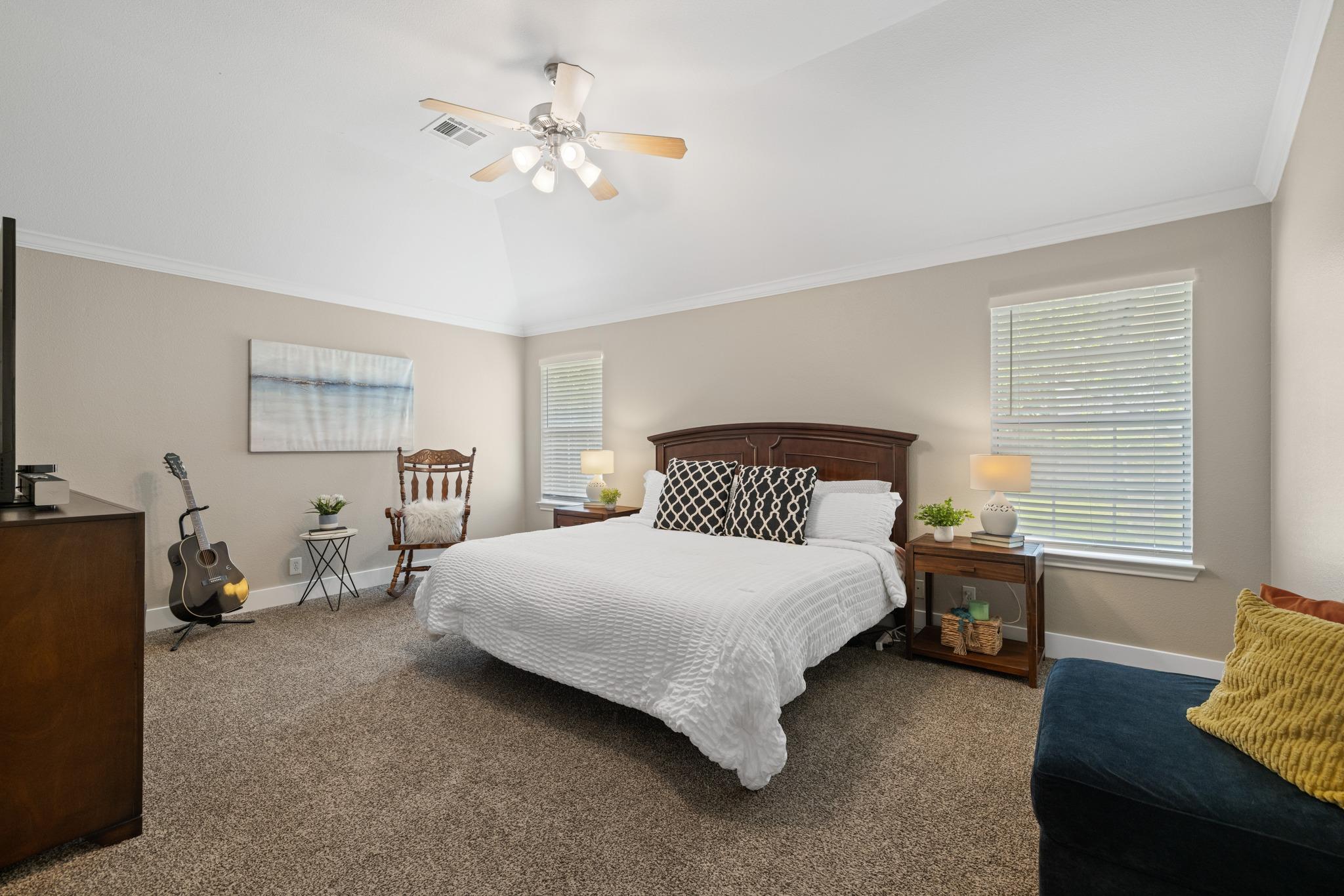 3025 Plantation Dr, Round Rock, TX 78681