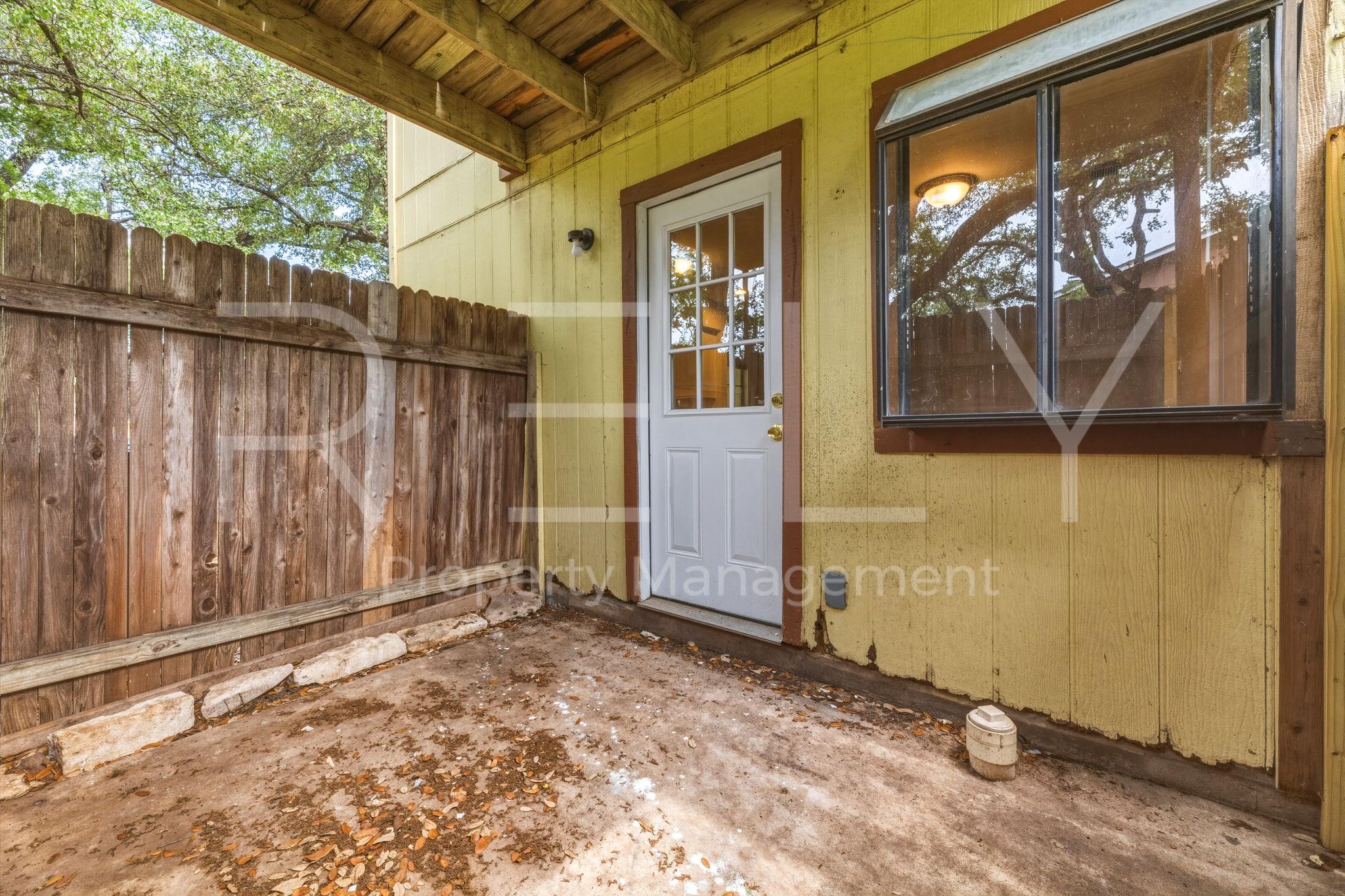 302 Algerita Dr # A, Georgetown, TX 78628