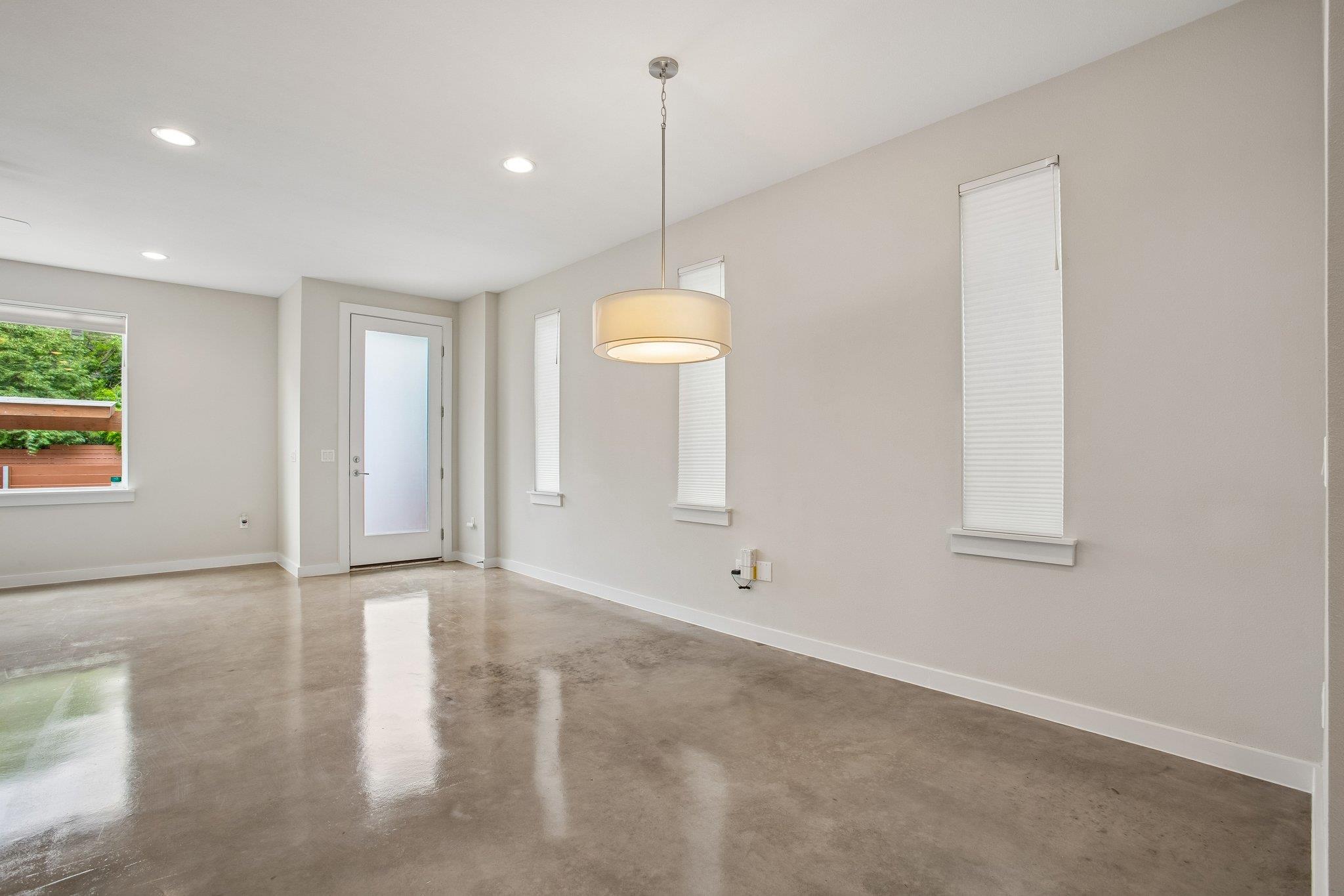 4020 Airport Blvd # 14, Austin, TX 78722