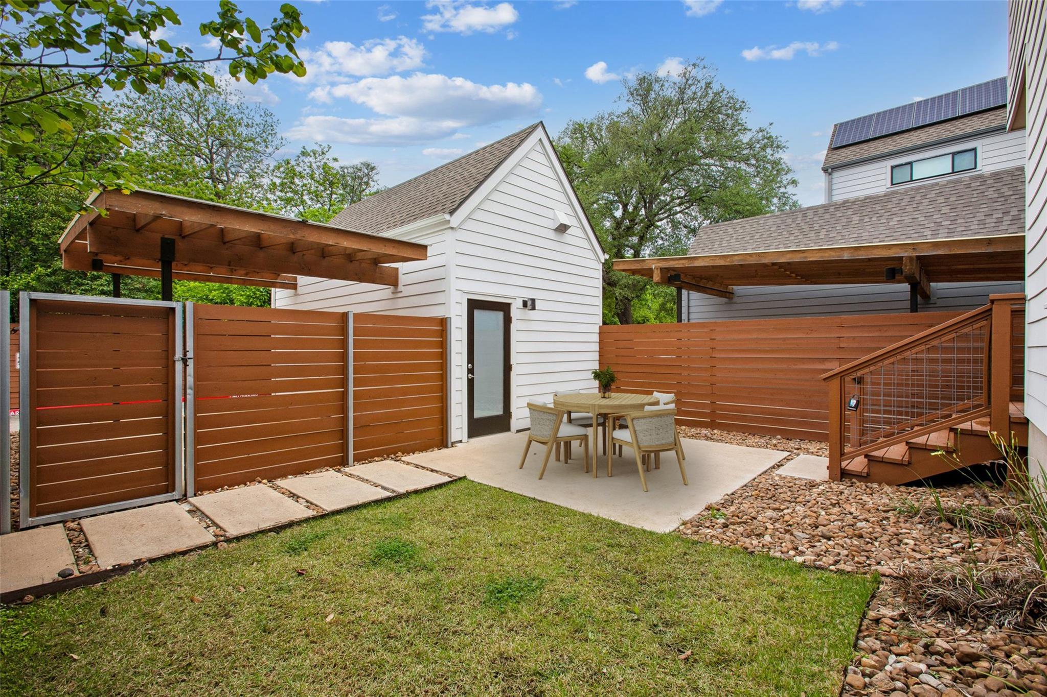 4020 Airport Blvd # 14, Austin, TX 78722