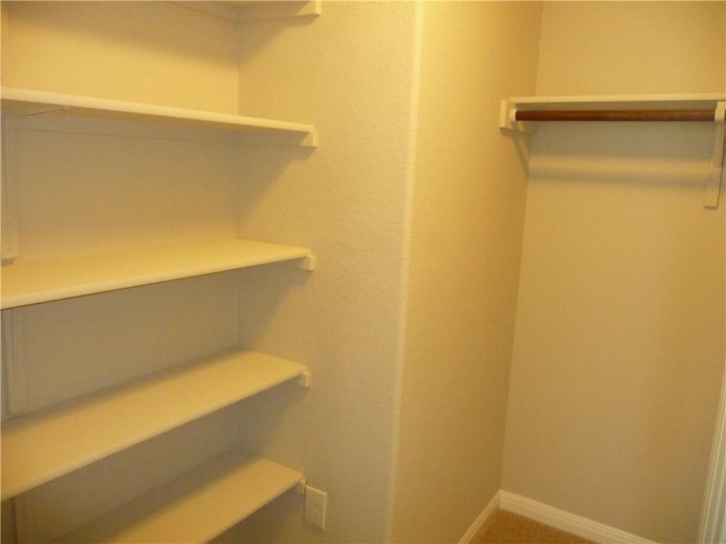 1118 Walnut Canyon Blvd, Pflugerville, TX 78660