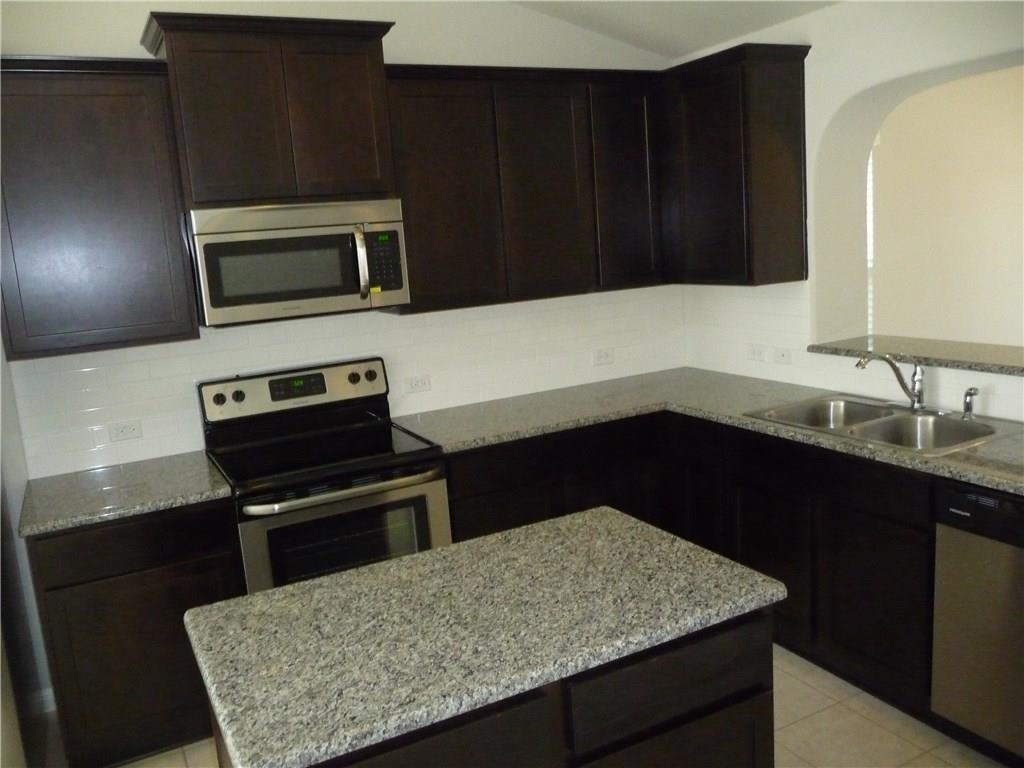 1118 Walnut Canyon Blvd, Pflugerville, TX 78660