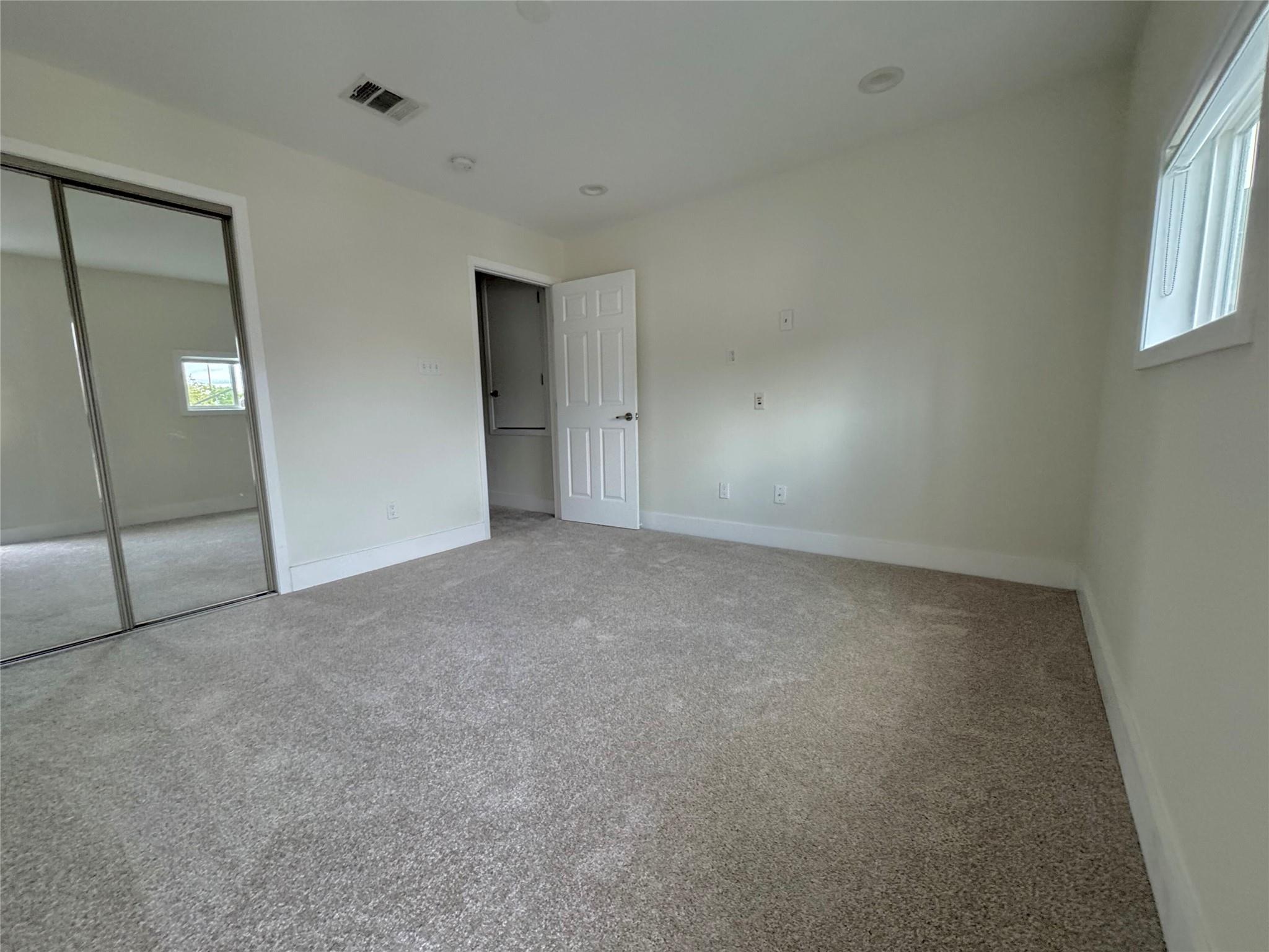 935 La Posada Dr # 252, Austin, TX 78752